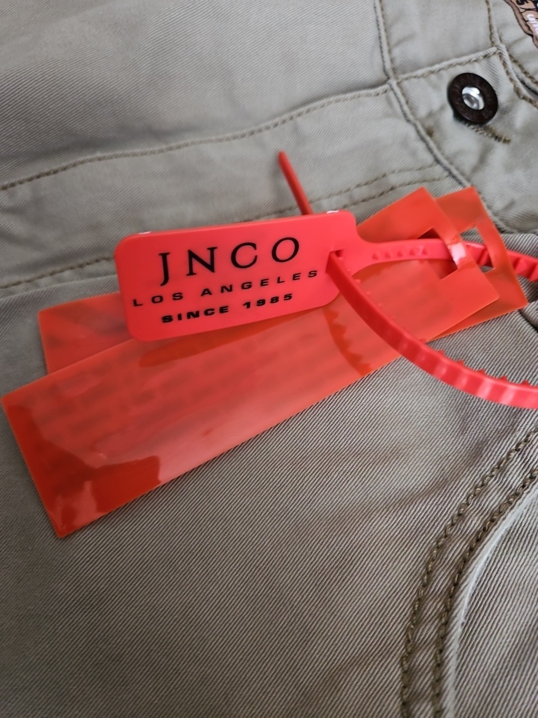 JNCO Indicator Khaki Cargo Pants Chino NWT Mens 44×30