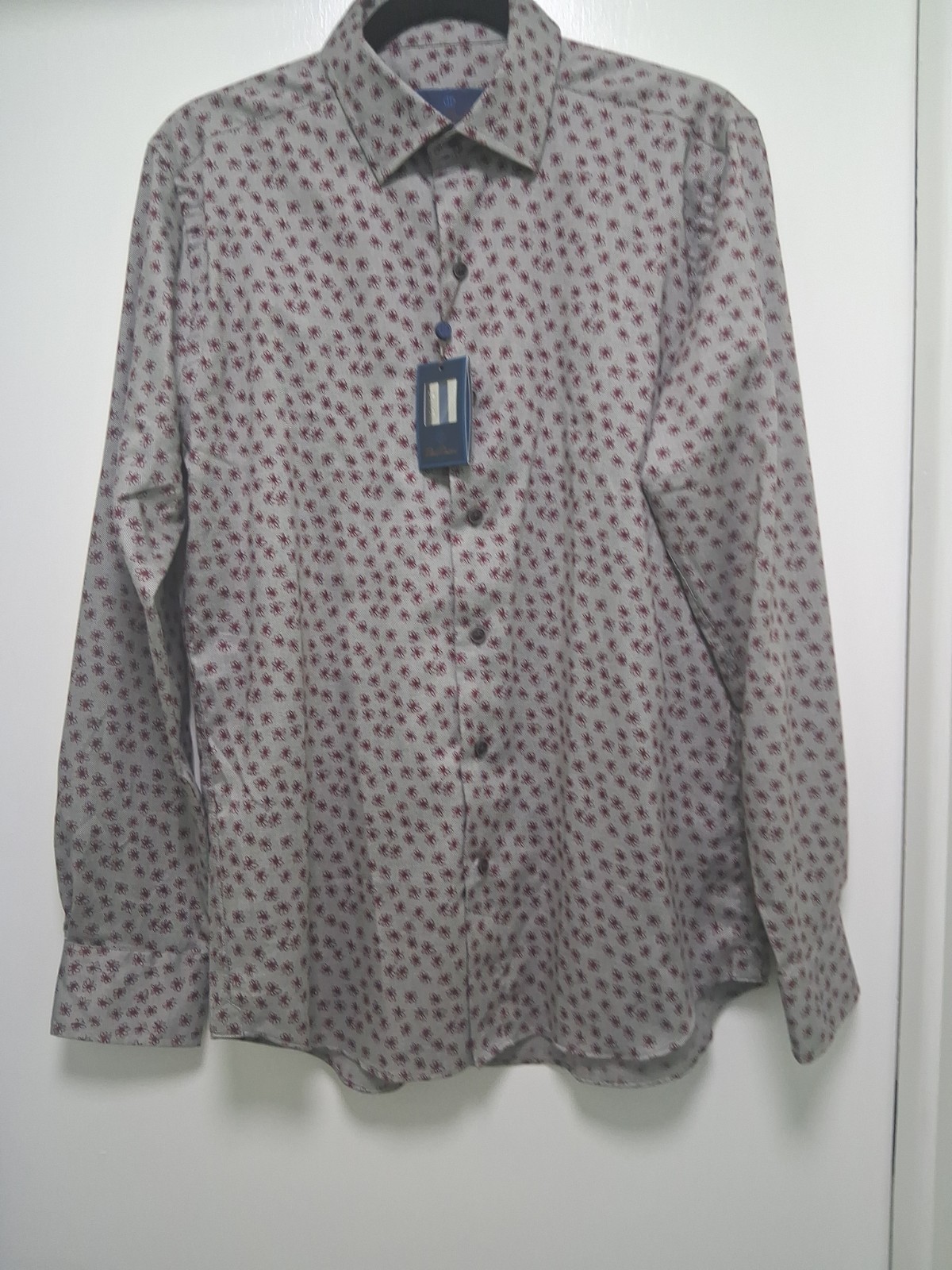 David Donahue Men’s Distinctive Merlot Floral Print On Light Gray Background M