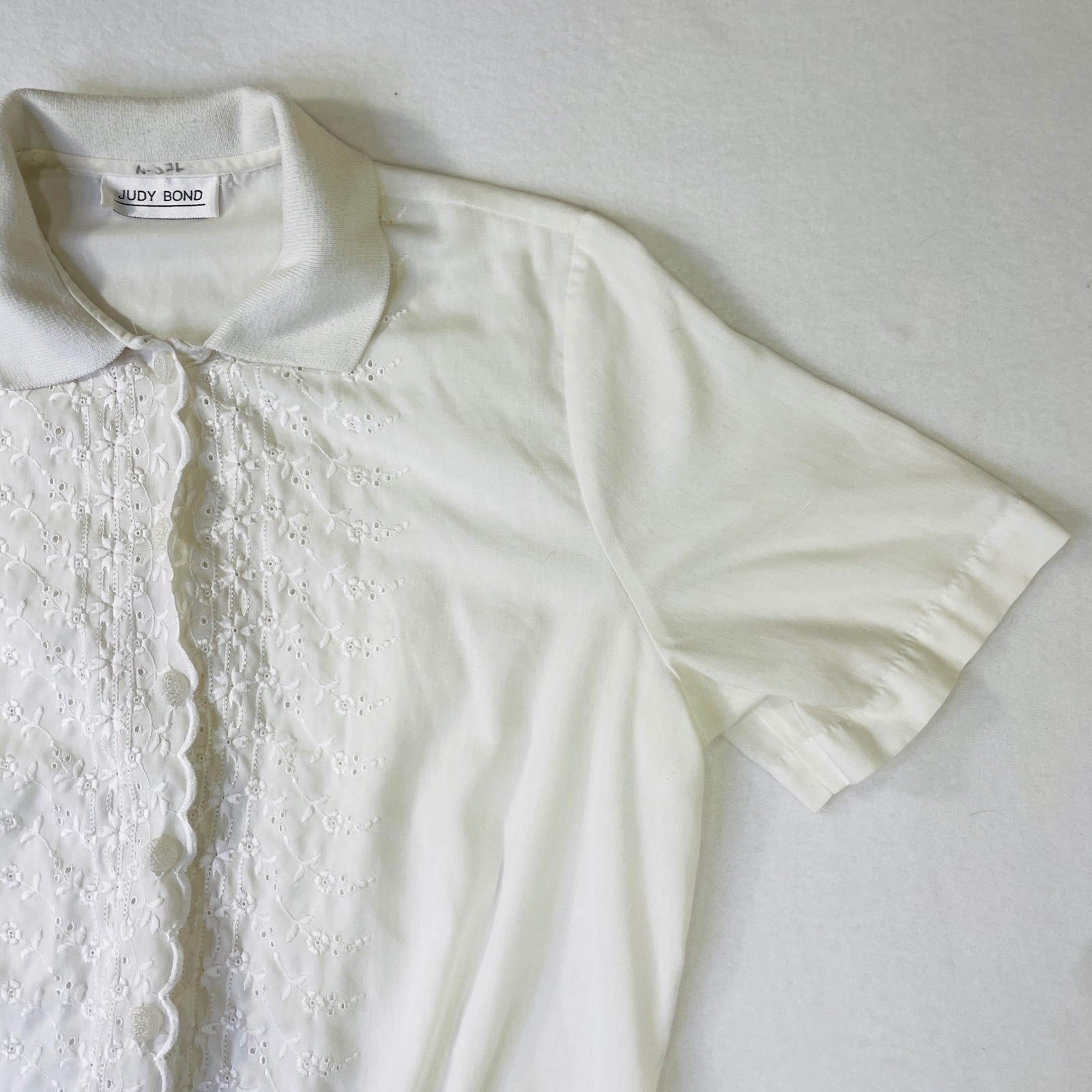 Judy Bond Vintage White Eyelet Embroidered Short Sleeve Blouson Blouse Top