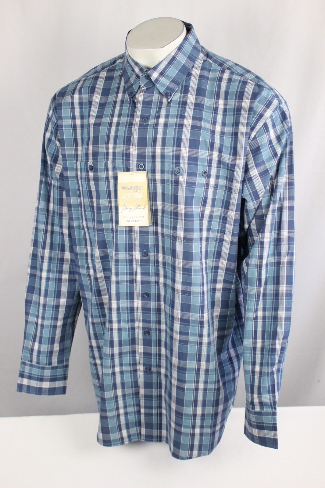 Wrangler Men’s George Strait Relaxed Button Down Long Sleeve Shirt Blue Stretch