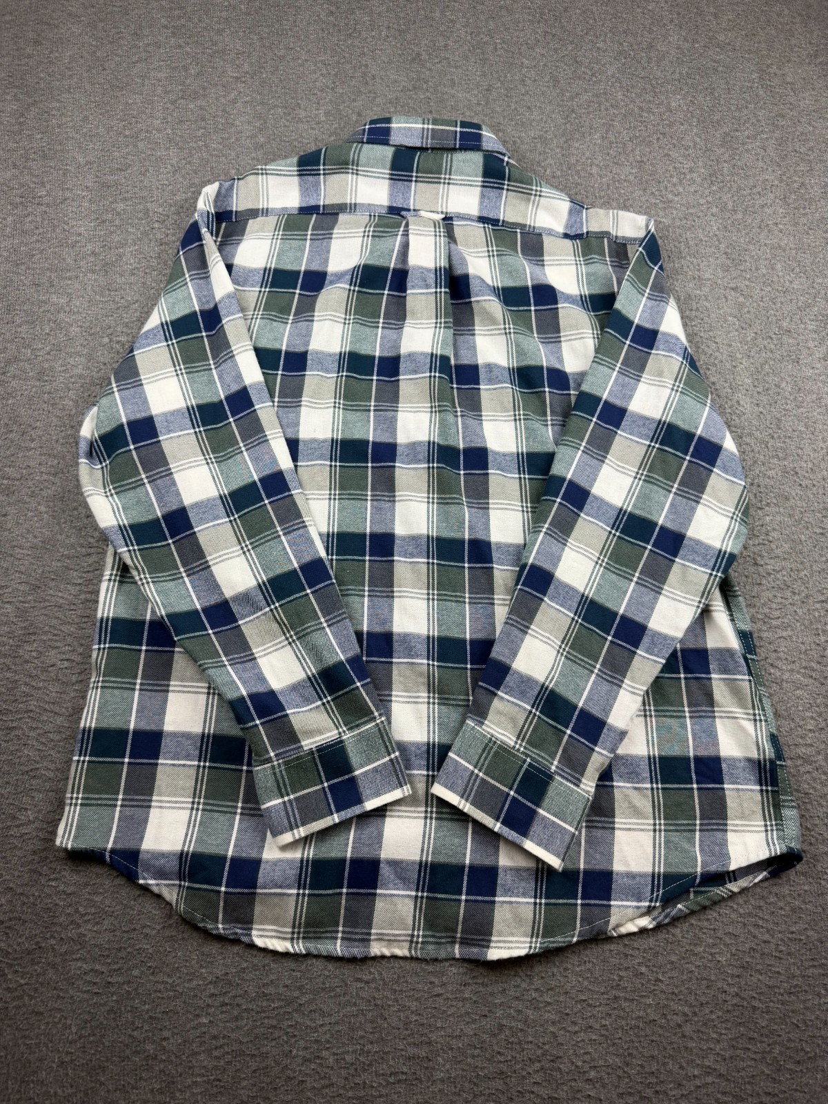 IZOD Men’s XL Plaid Flannel Long Sleeve Button Down Shirt Blue Green White