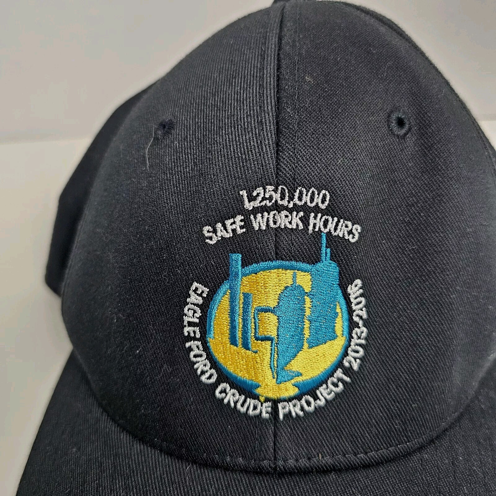 1,250,000 SAFE WORK HOURS Eagle Ford Crude Project 2013-2016 Vintage Hat S/M