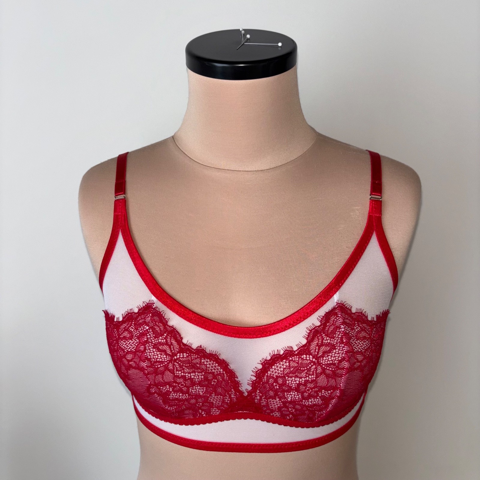Handmade White Sheer Mesh Retro Red Chantilly Lace Bralette Bra Bustier 34B 32C