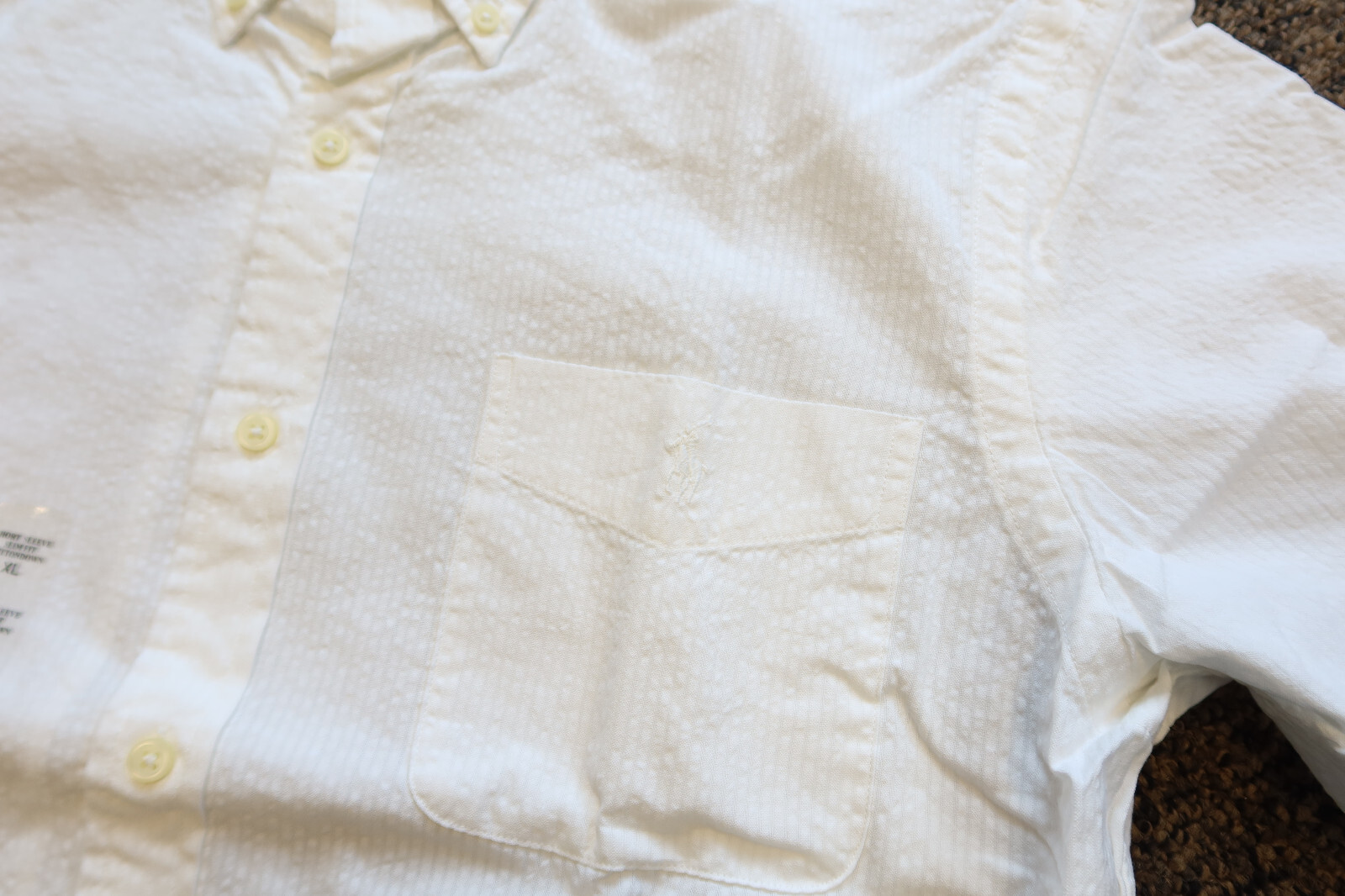Ralph Lauren Men’s Slim Fit Untucked Seersucker Button Down Shirt – XL – White