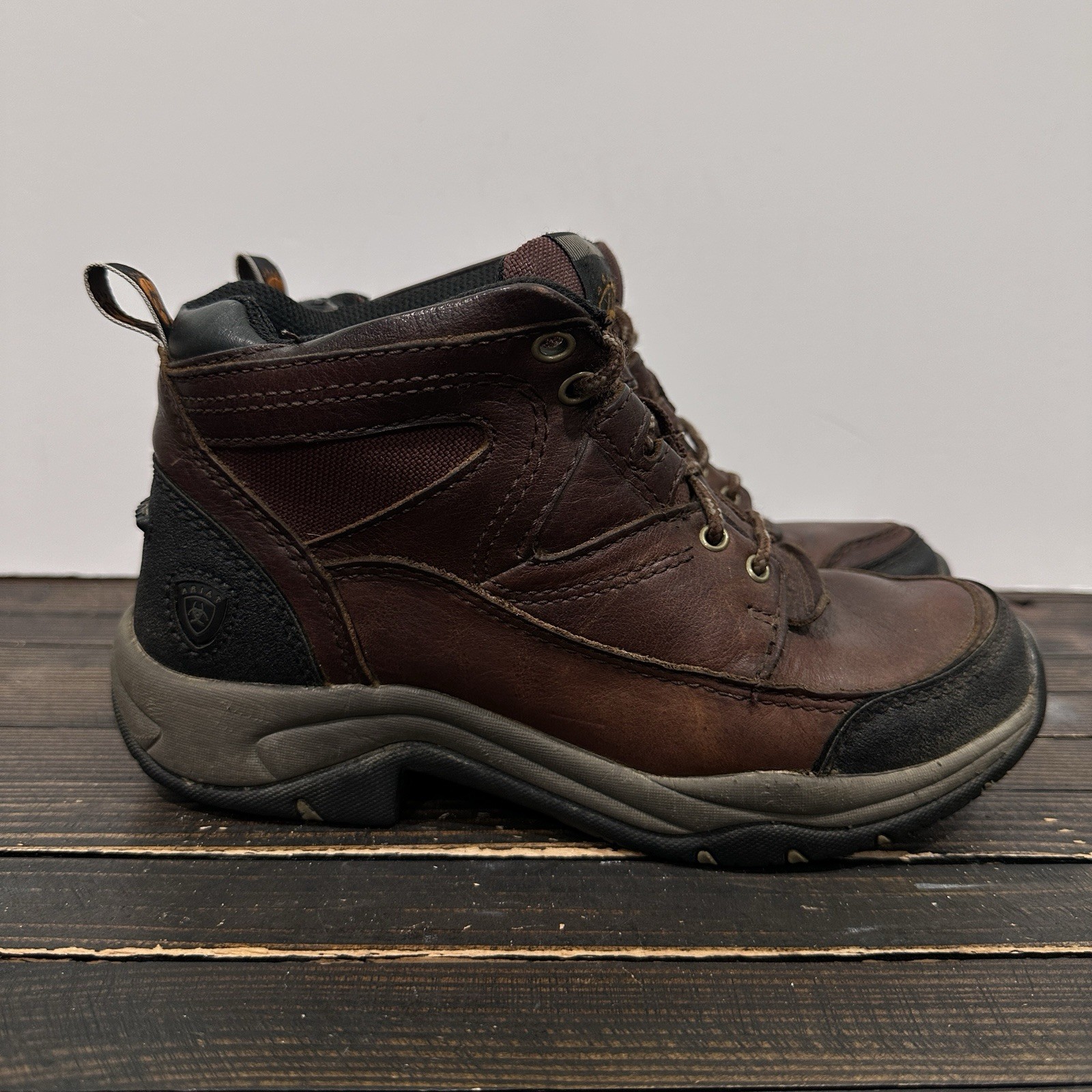Ariat Womens Boots Terrain Endurance Hiking Brown Leather Boot Size 6.5B