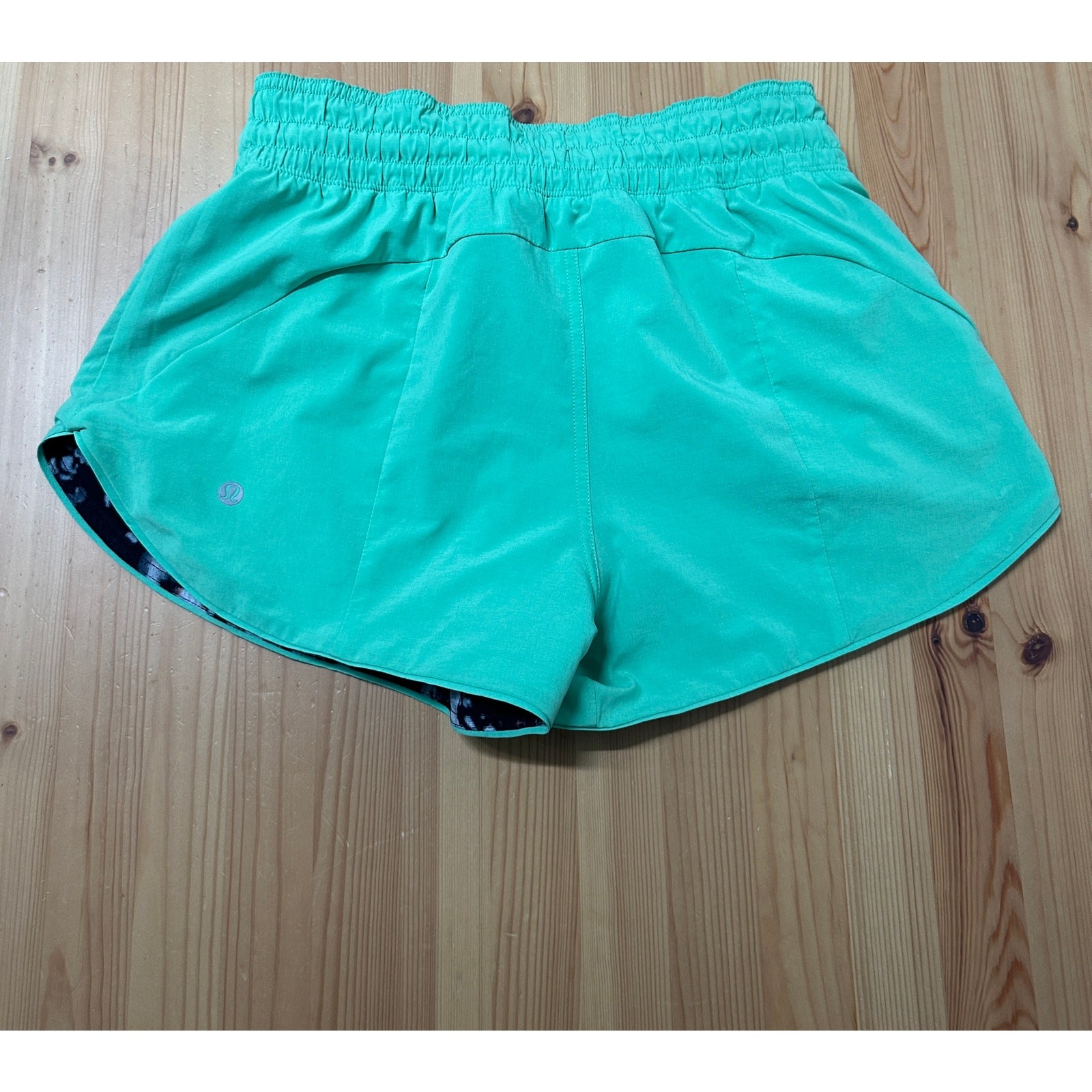 Lululemon Choose A Side Short 3″ Size 6