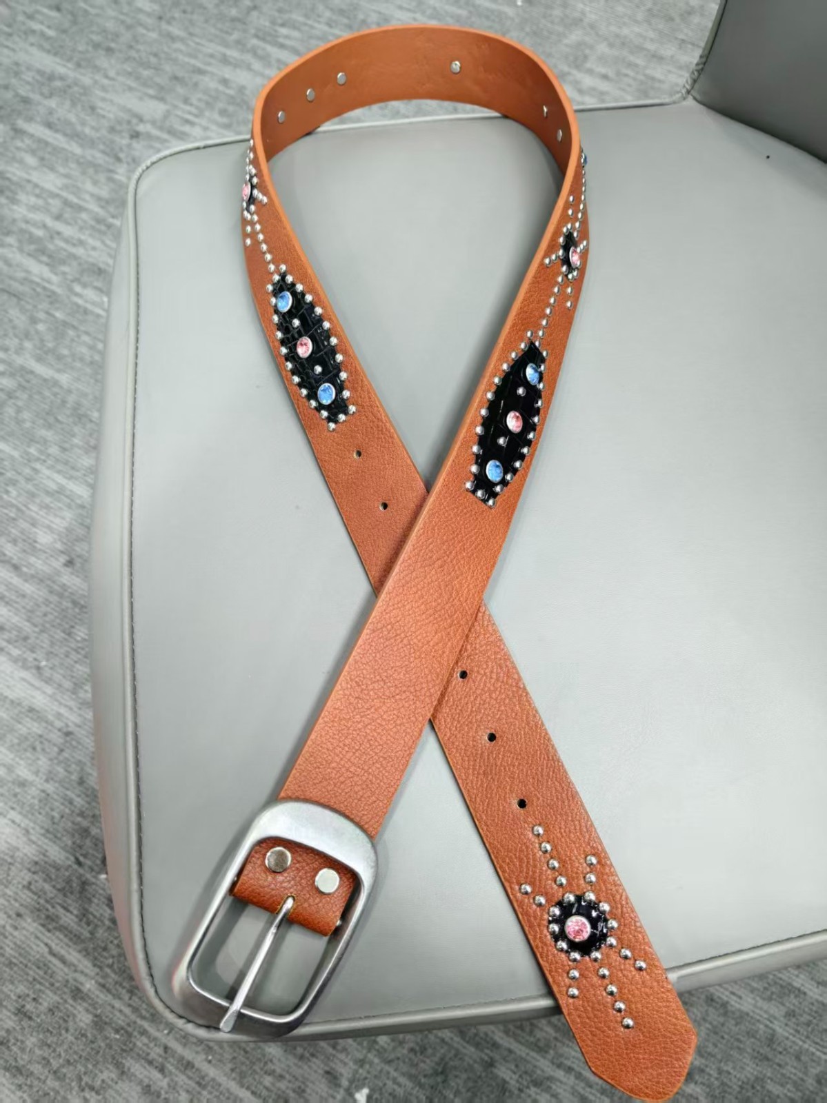 Brown Western Rhinestone Studded PU Leather Belt – Y2K Cowgirl Pink & Blue Cryst