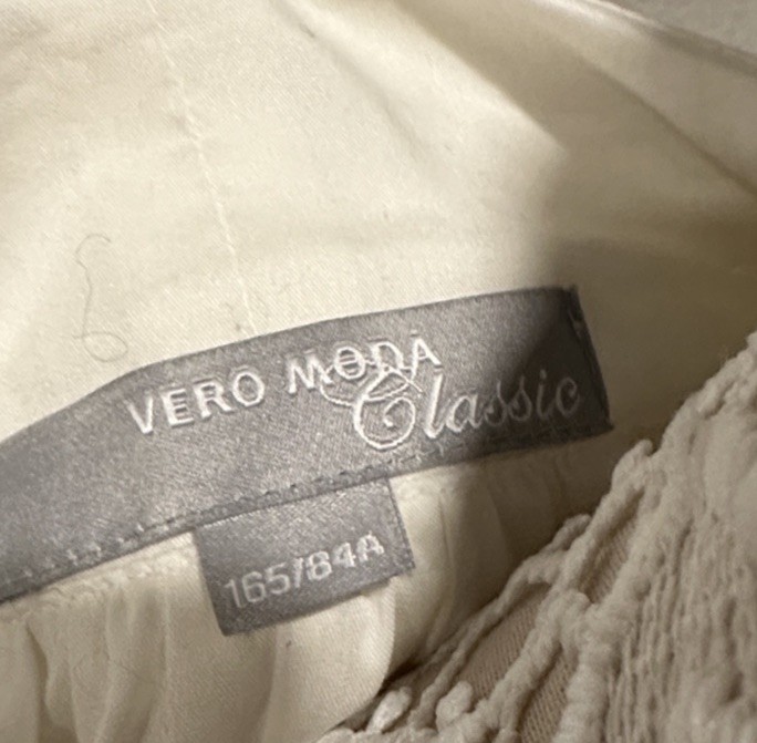 Vero Moda White Solid Off-Shoulder 3/4 Sleeve Button Front Shirt 165/84A