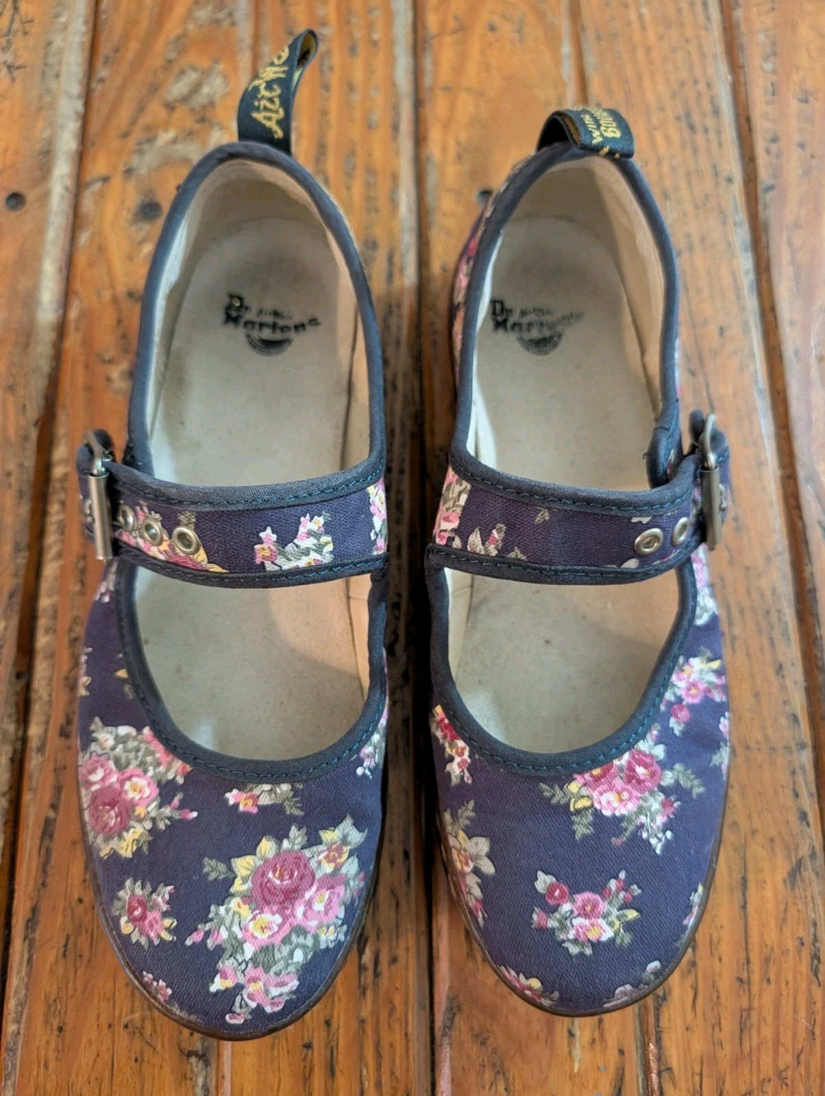 Dr. Martens Carnaby Floral Mary Jane Shoes Women’s 7 EU 38 Canvas Mary Janes Y2K