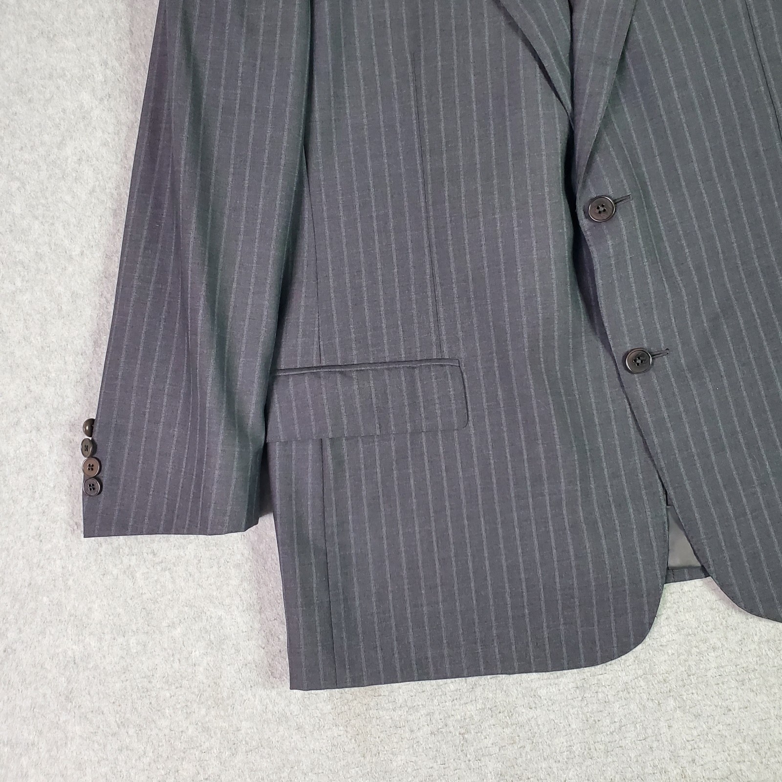 Ermenegildo Zegna Suit Mens 46R Gray 2 Button 100% Wool Pinstripe Pants 39×28