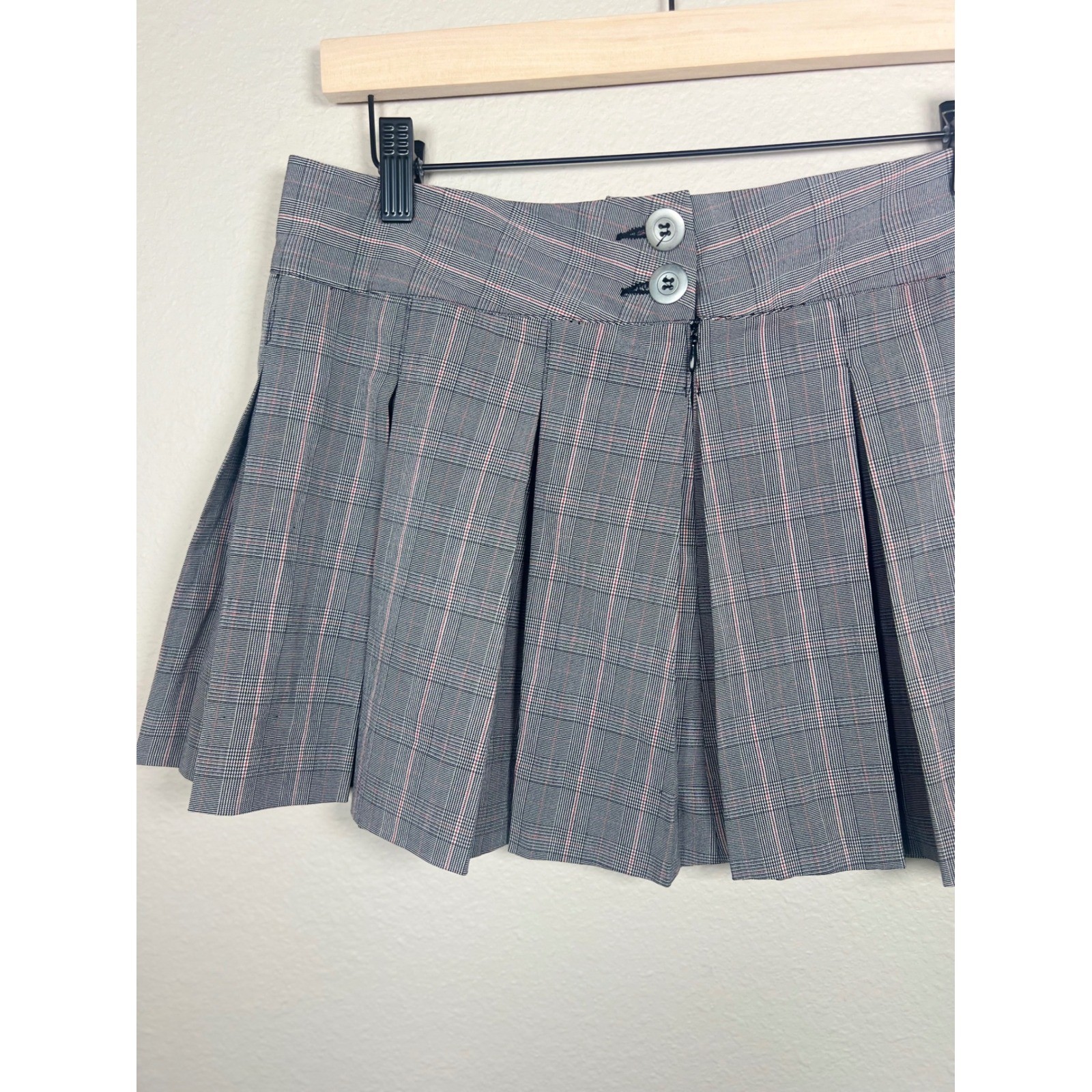 Vintage Wet Seal Plaid Skirt Pleated Mini Gray Red Chain Cross Sz 5 Y2K Punk Got