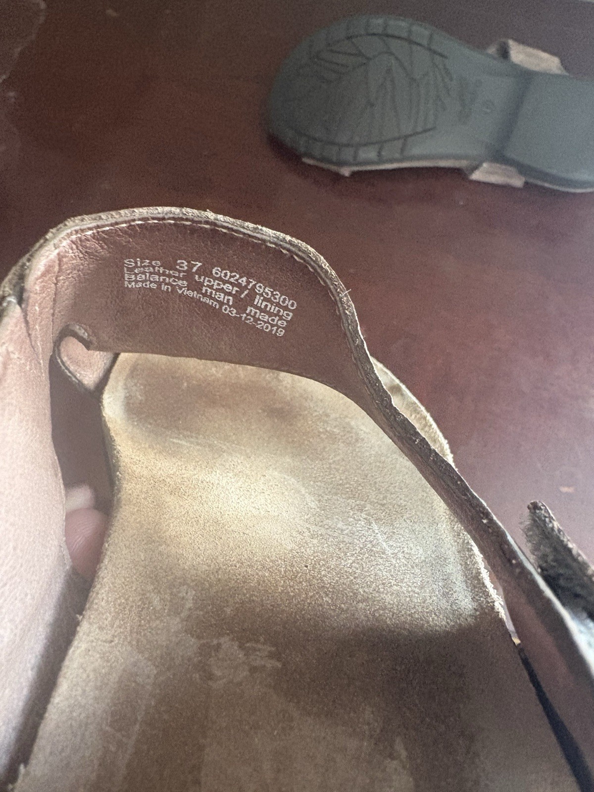Dansko Reece Tan Leather Women’s Sandals Size EU 37 or US 6.5 Or 7