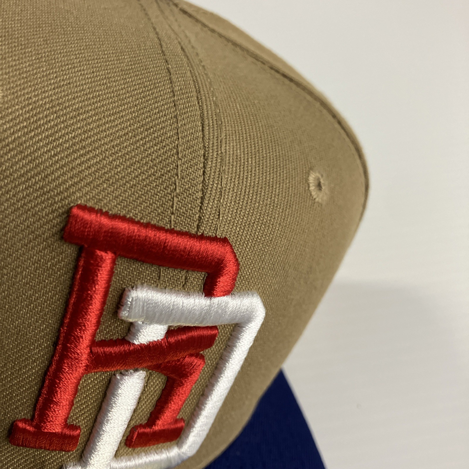 New Era 59FIFTY World Baseball Classic Dominican Republic Fitted Hat Tan 7 5/8