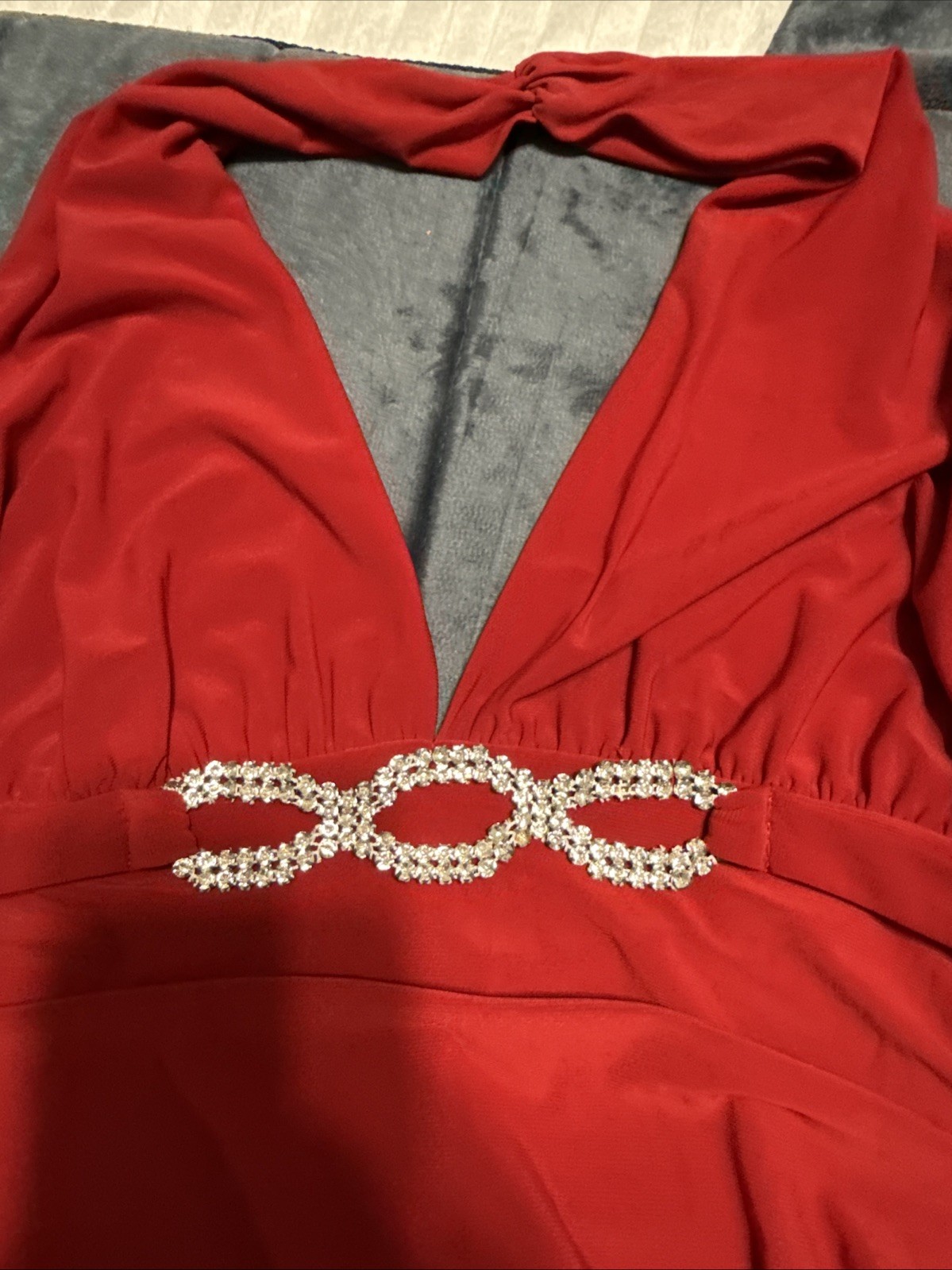 B. Darlin Women’s Red Halter Evening Dress Size M Formal Gown