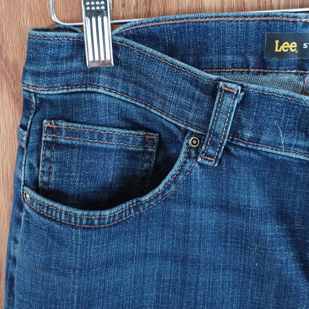Lee Relaxed Straight Mid Rise Jeans 29×28 Stretch Classic Denim 8 Short