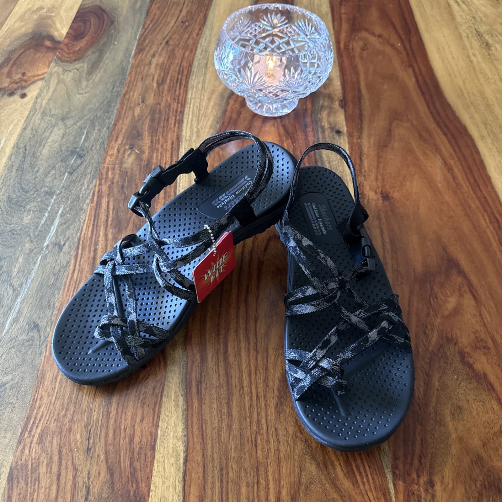 Skechers Reggae Positive Space Black Women’s Sandals – Size 9 Wide Fit 163595W