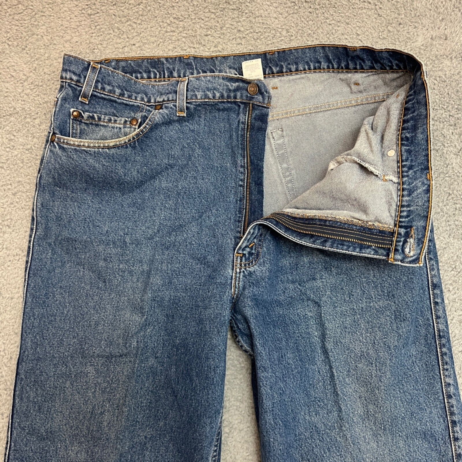 Levi 540 Jeans Mens 44×30 Blue Excellent Relaxed Fit Straight Leg Denim