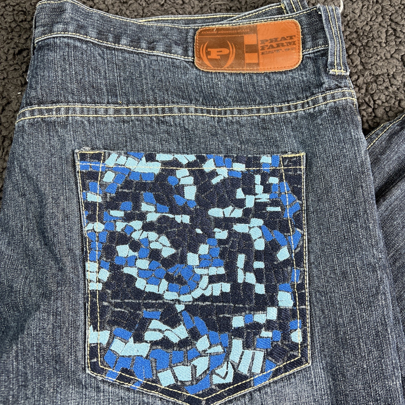 VINTAGE Phat Farm Jeans Size 40×33 Baggy Wide Leg 90’s Grunge Y2K Hip Hop Mens