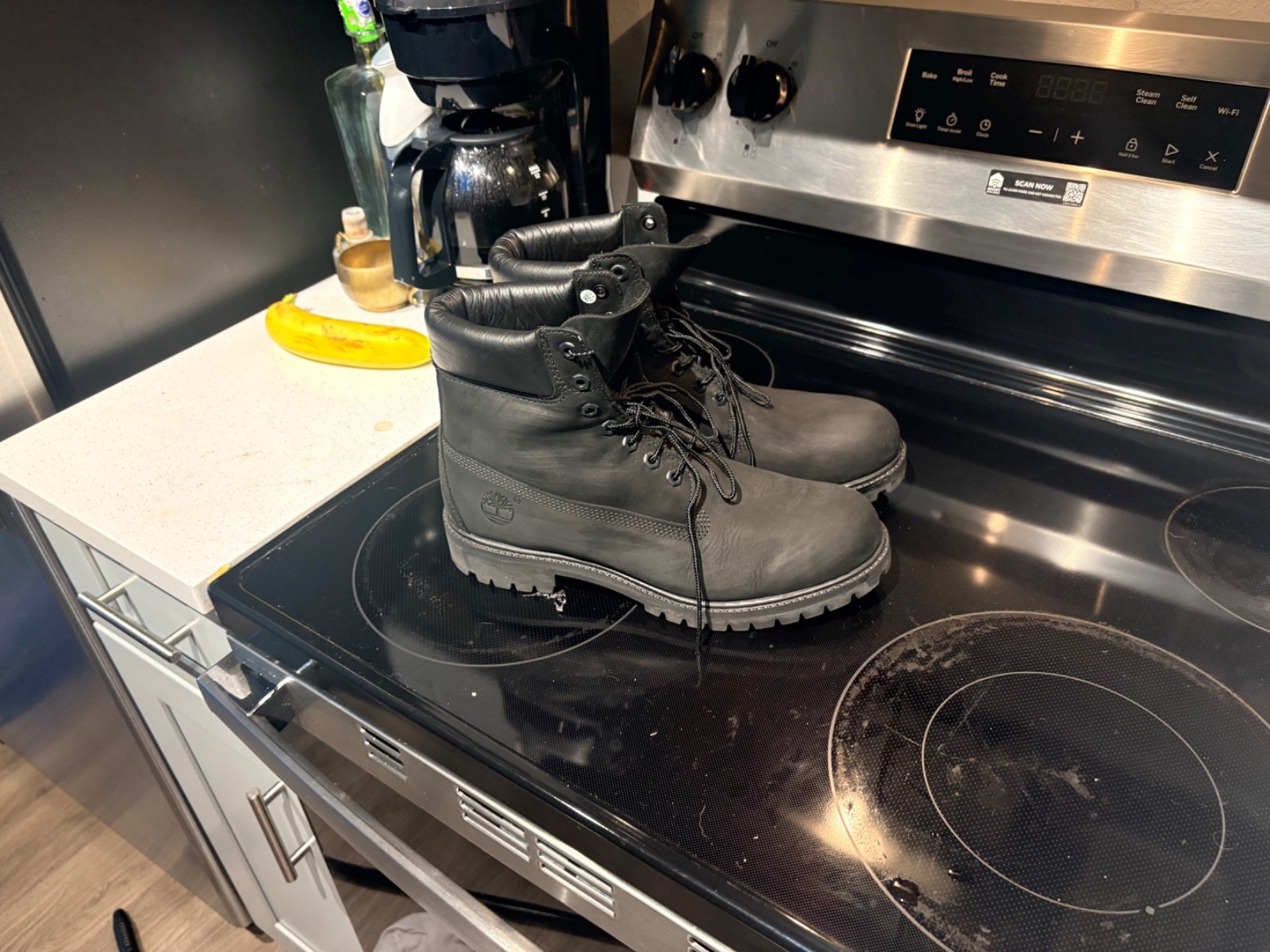 Timberland boots black size 10