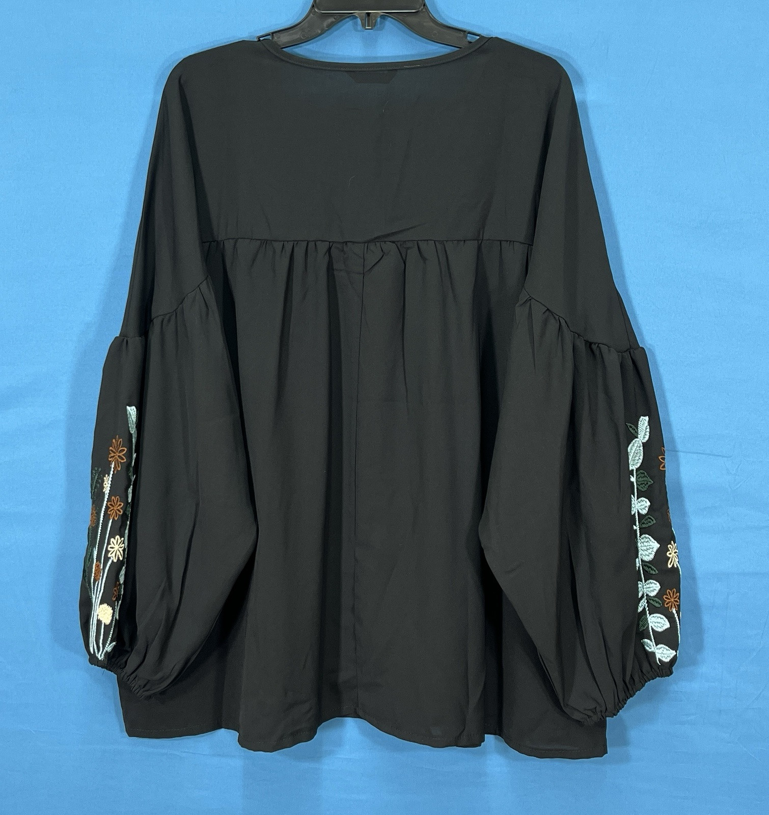 SHEIN CURVE Black THIN Poly Twill FLORAL EMBROIDERED Balloon Sleeve TOP Sz 2XL