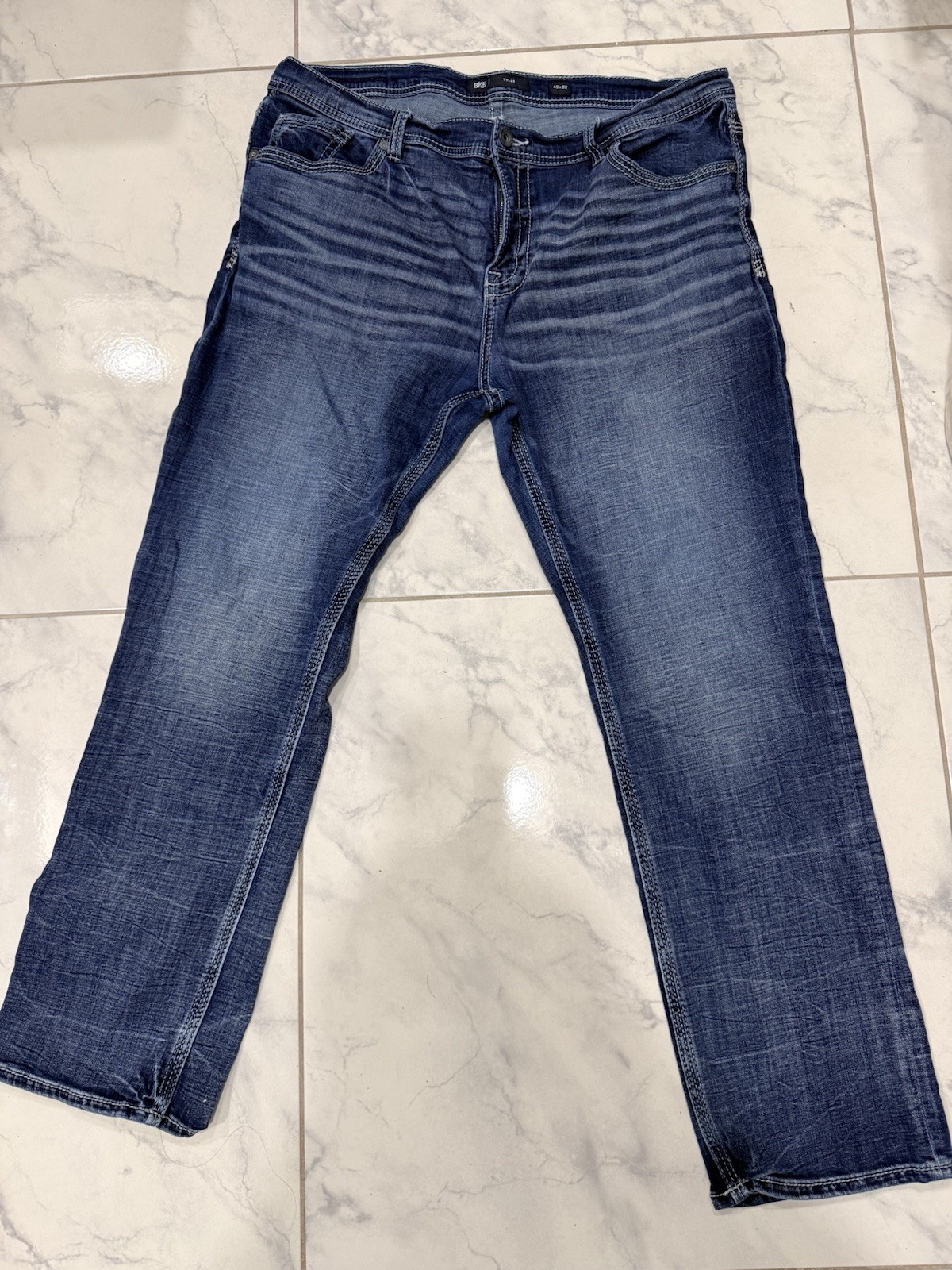 BKE Men’s Blue Denim Jeans Straight Leg Medium Wash 5-Pocket Button Zip