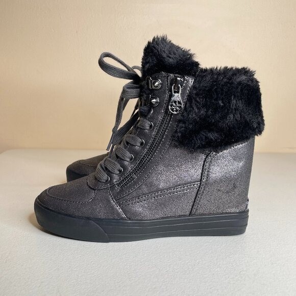 Guess Dustyn Faux Fur Hidden Wedge Sneaker Ankle Boots Size 6.5