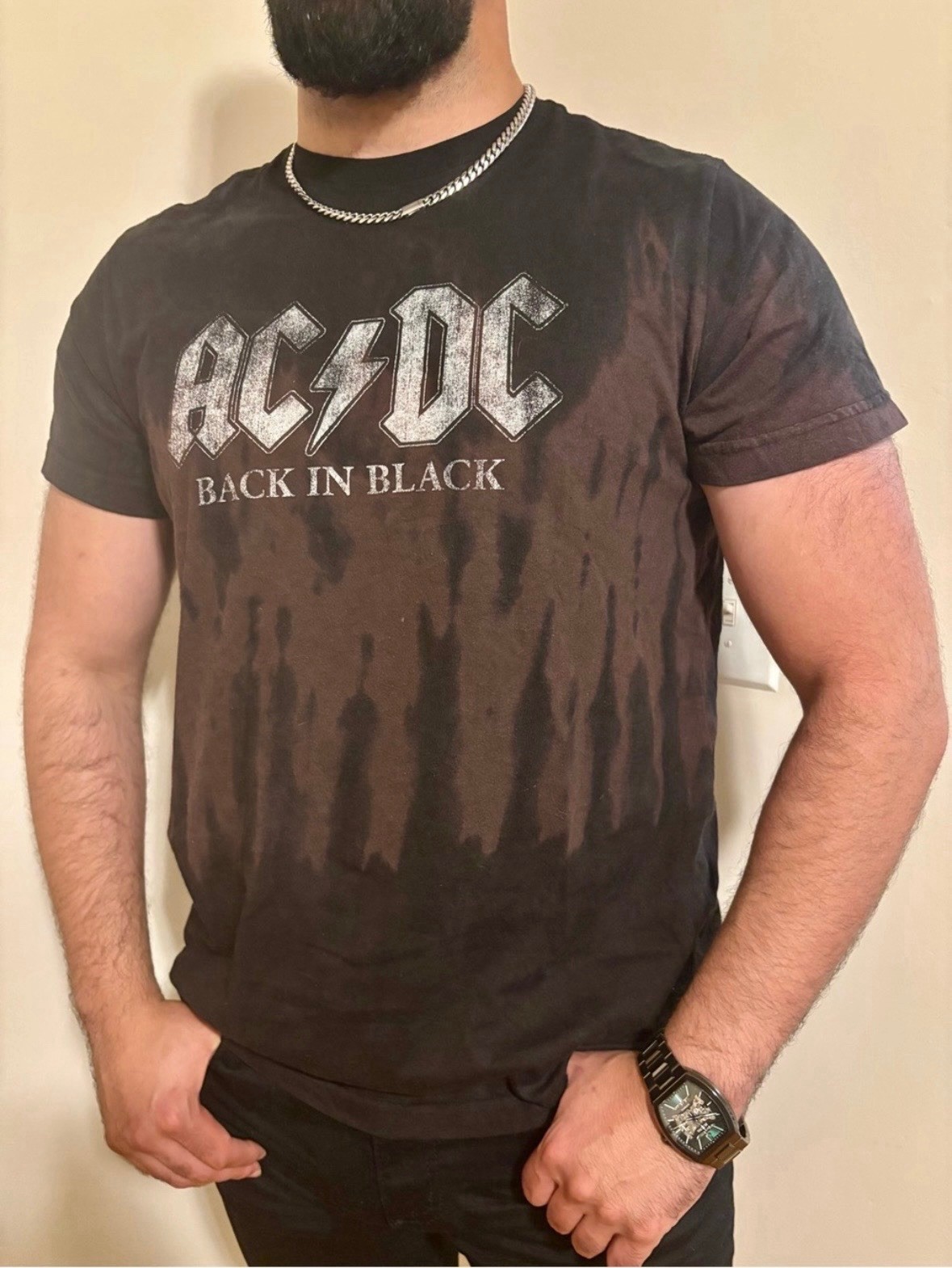 AC/DC Back In Black Men’s Black Graphic Logo Short Sleeve Crew Neck T-Shirt Y2K
