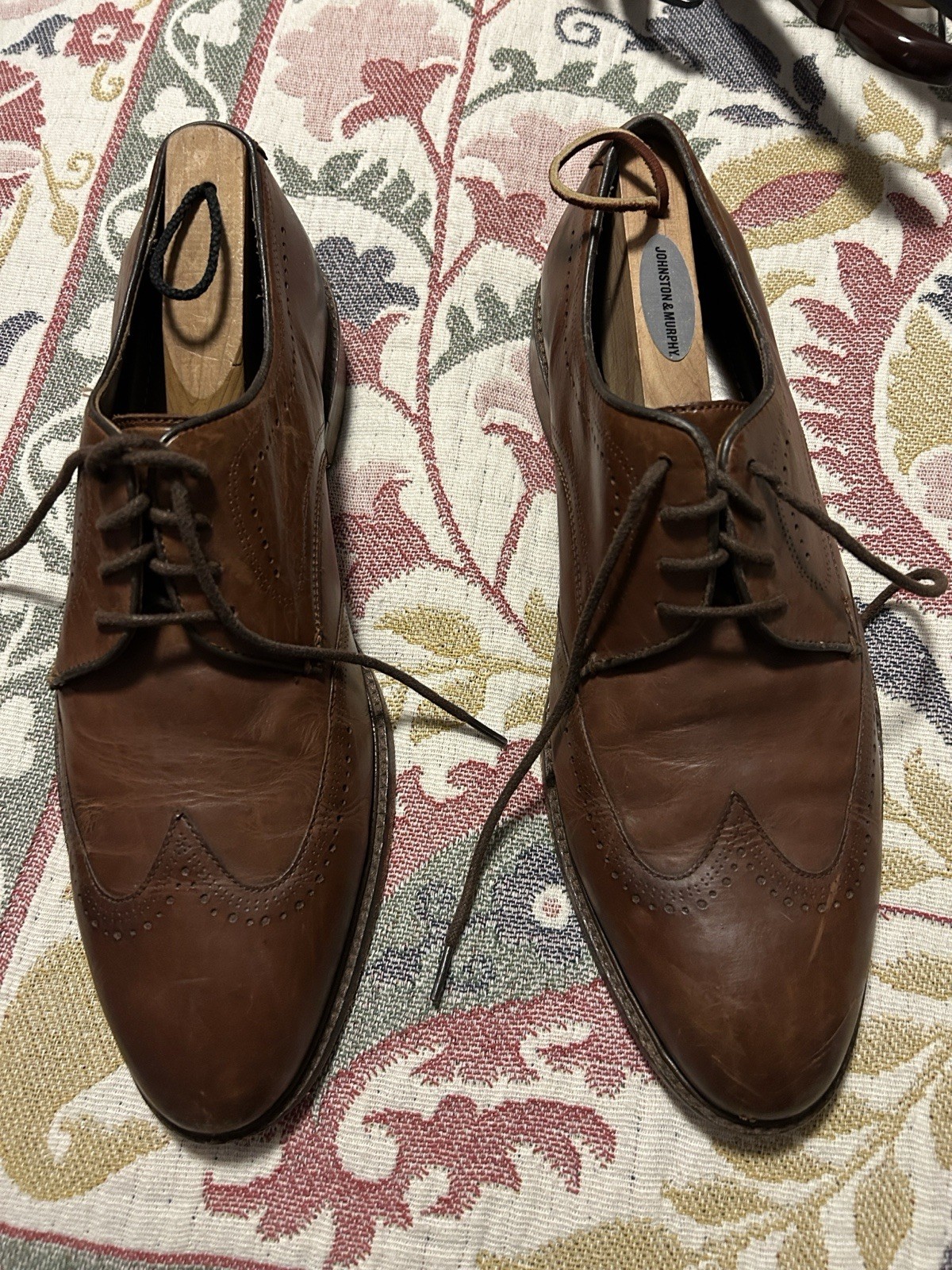 Johnston & Murphy Men’s 9.5 Brown Leather Wingtip Brogue Lace-Up Oxfords