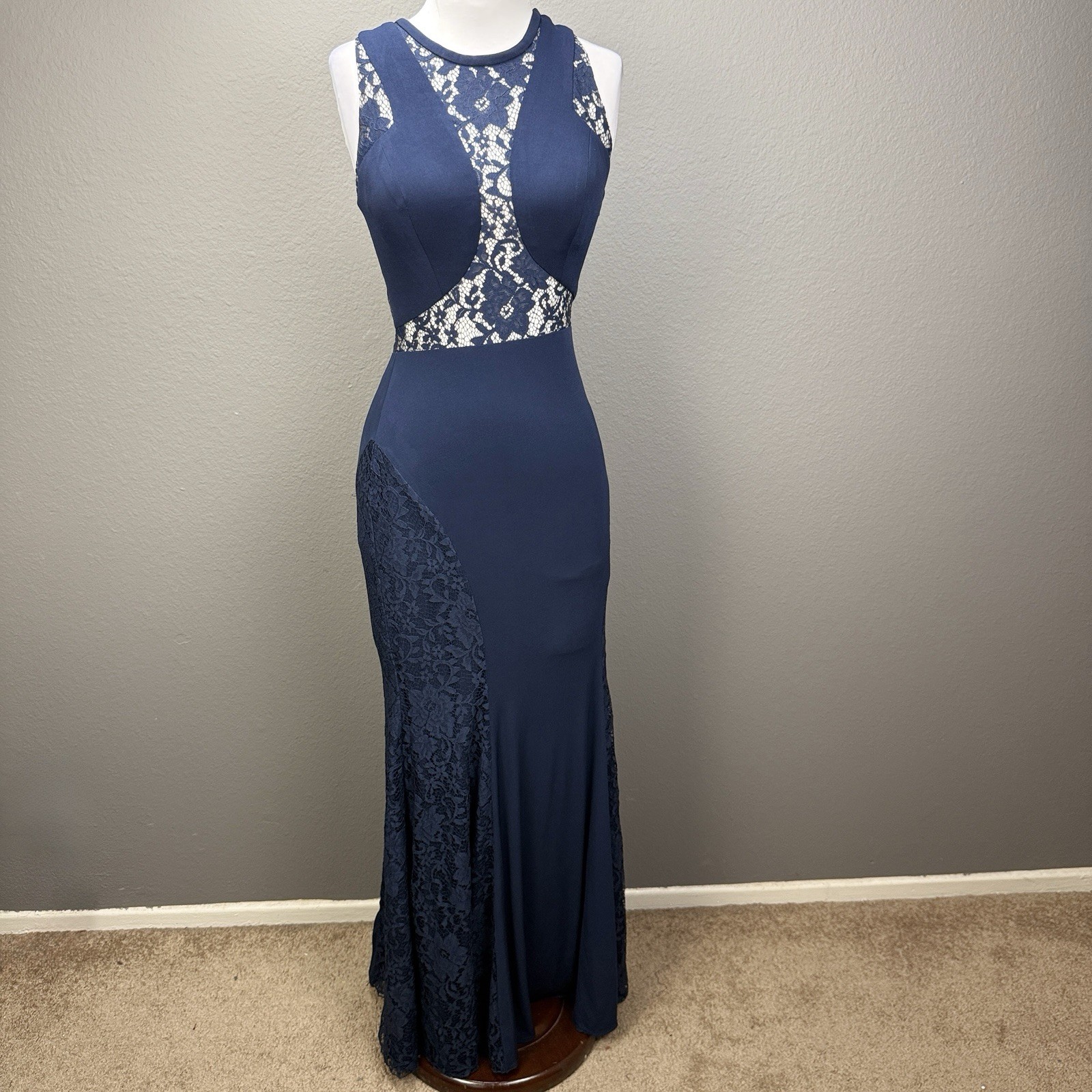 Mori Lee Paparazzi Navy Blue Lace Insert Mermaid formal gown Sz 3/4 Prom Pageant