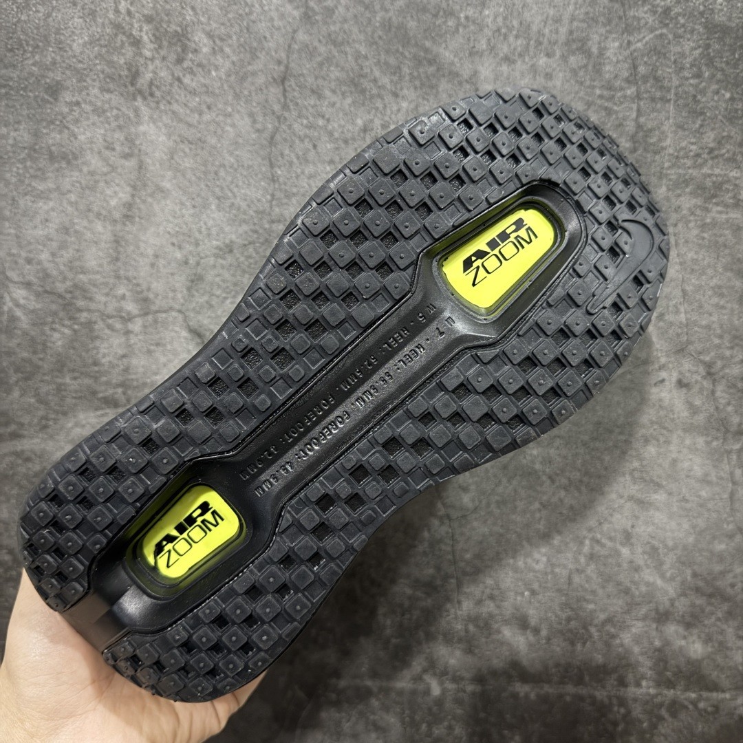 NK Vomero Premium Black Volt HQ2050-001 Men’s Shoe Sizes 4-12