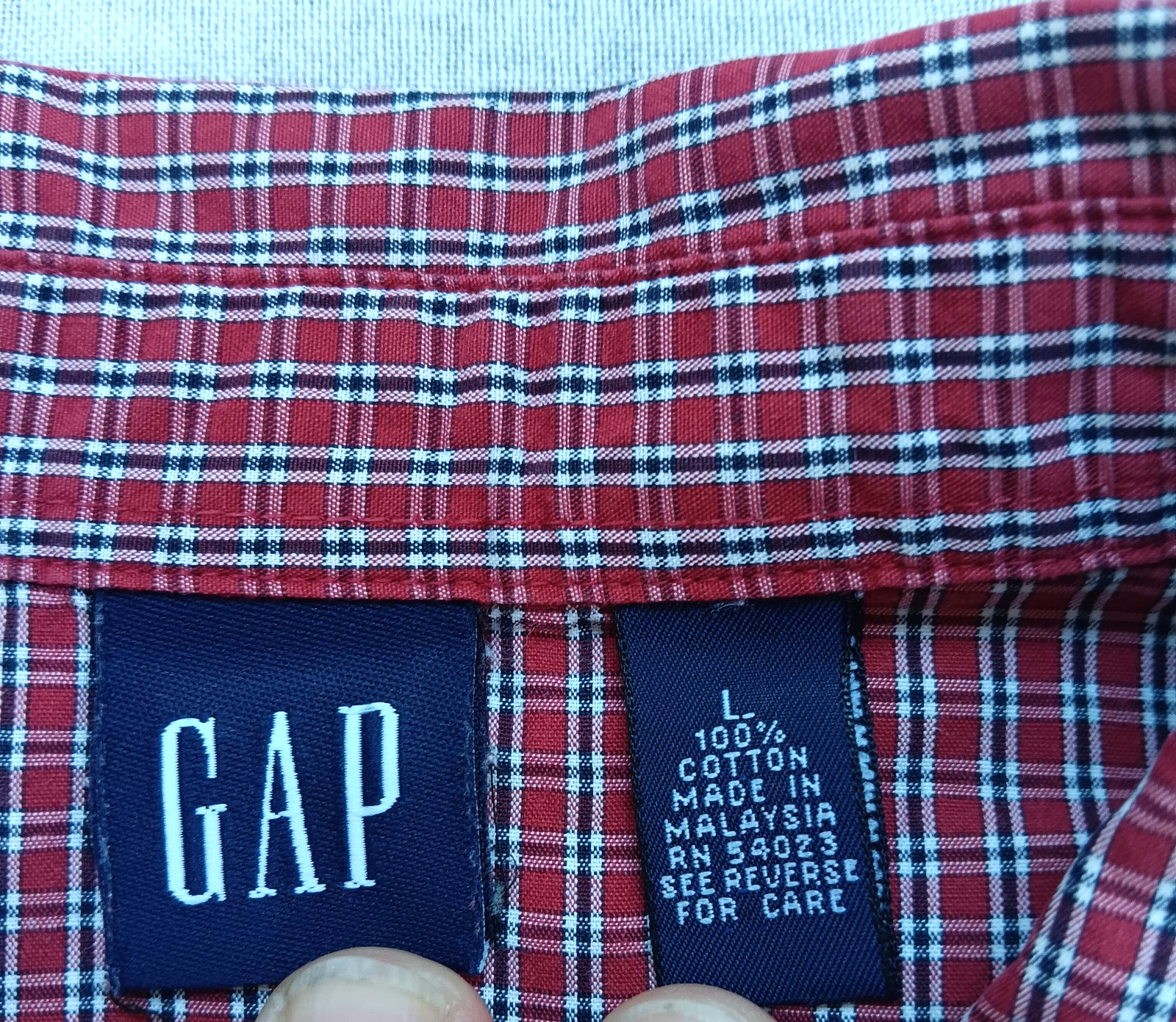 VTG Gap Womens shirt button down red & white, plaid, short sleeve, size L