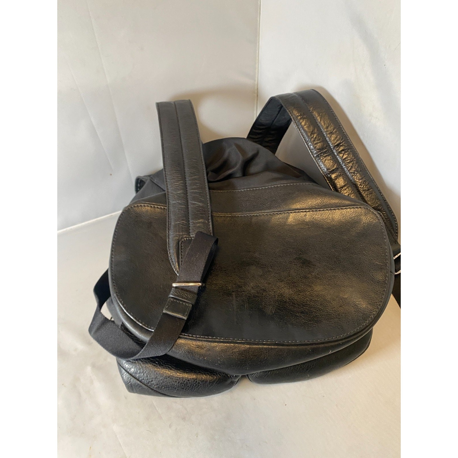 Authentic Coach Black Leather Sling Backpack Bag Unisex