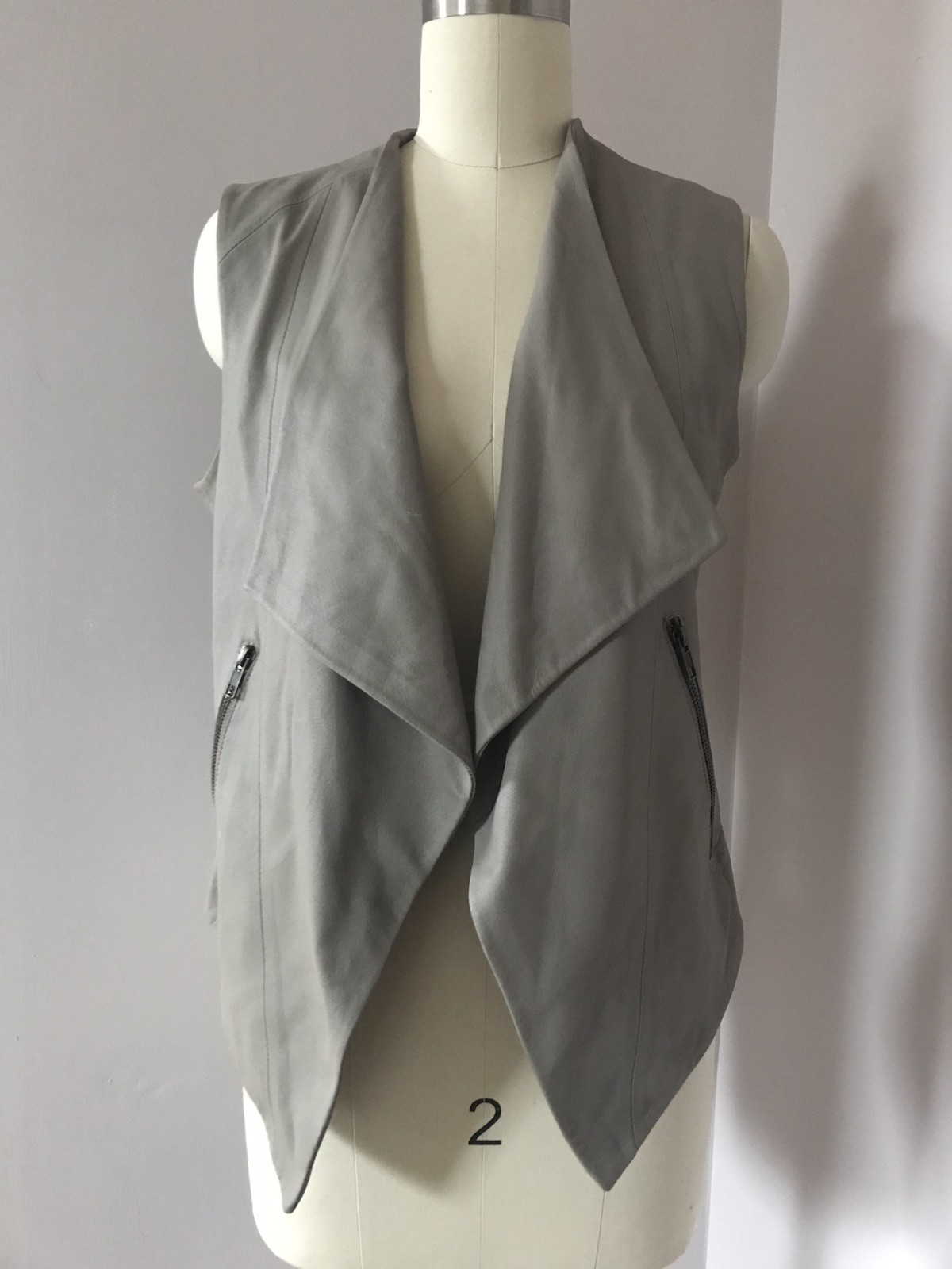 My Tribe Gray Taupe Genuine Leather Sleeveless Open Vest Women’s Size Small