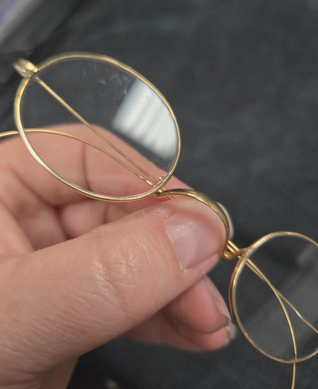 VTG 1950s/1960s Wire Rim Glasses W/Case Gold Colored Marked STLSH