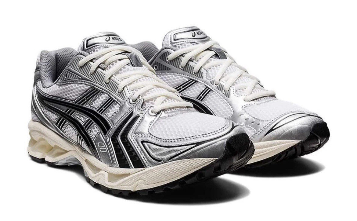 ASICS Gel Kayano Men’s Silver/White/Black Low Top Lace-Up Athletic Sneakers NWOB