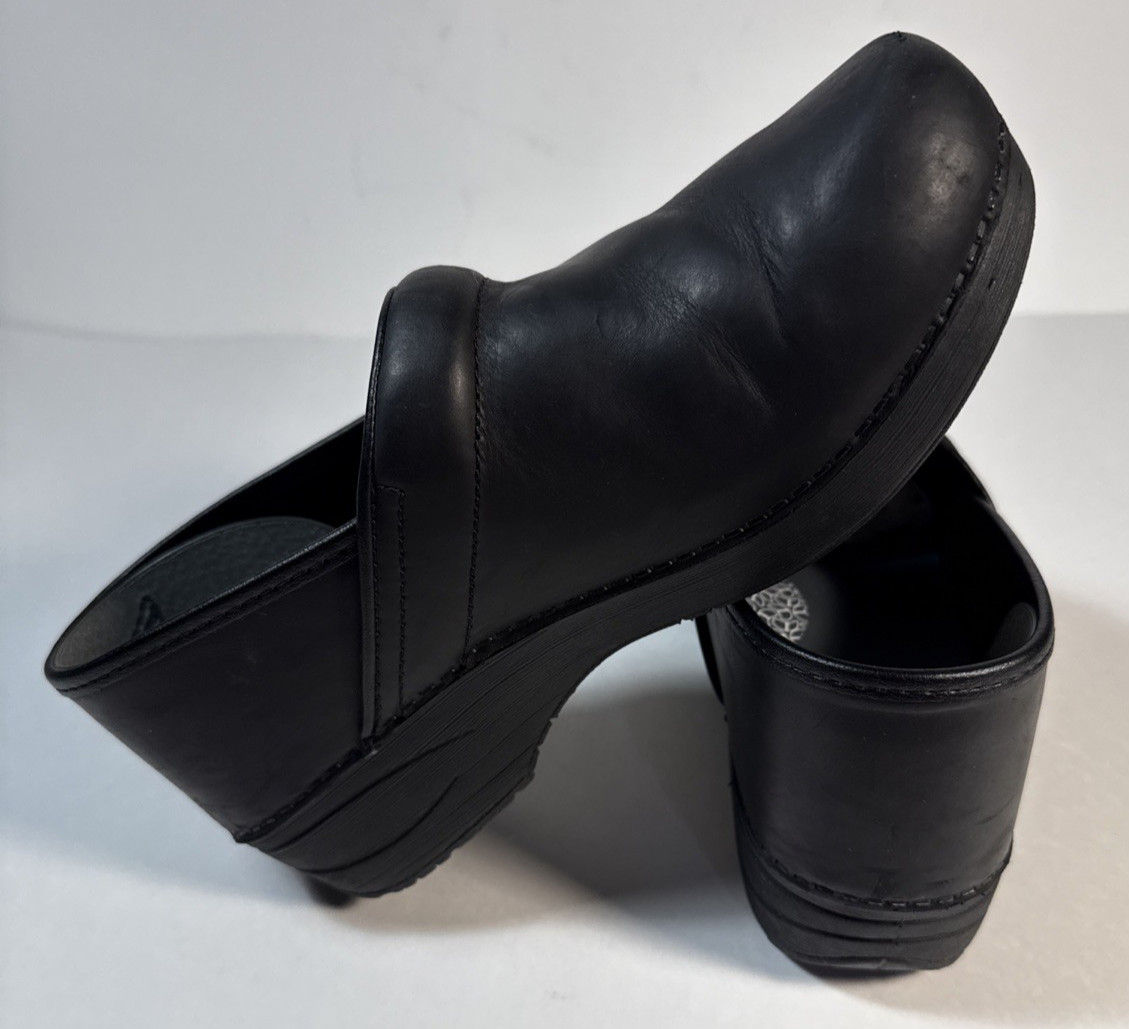 Dansko Matte Black Leather Slip Clogs XP 2.0 Work Shoes EU 40 US 9.5-10 FREE SH
