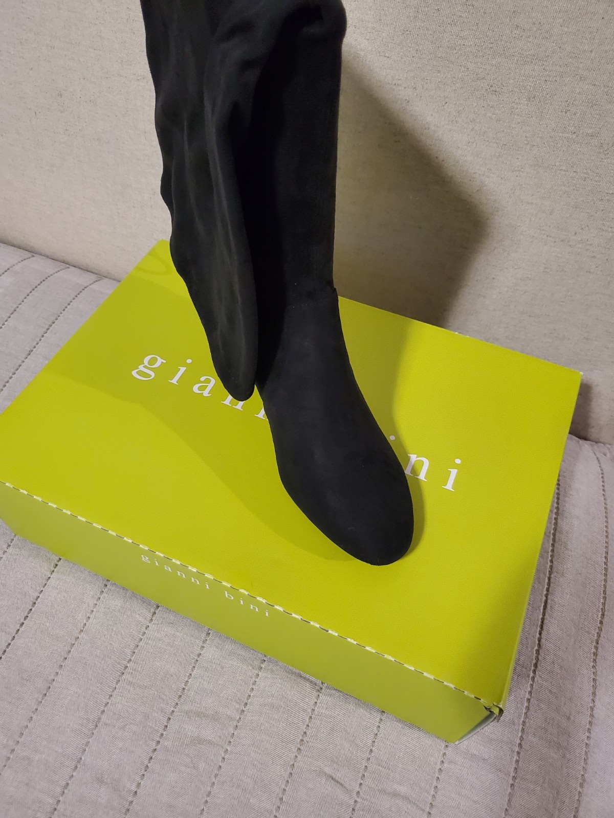Gianni Bini Trillia Black Over the Knee Boots Pointed Toe Zip Women’s 8M