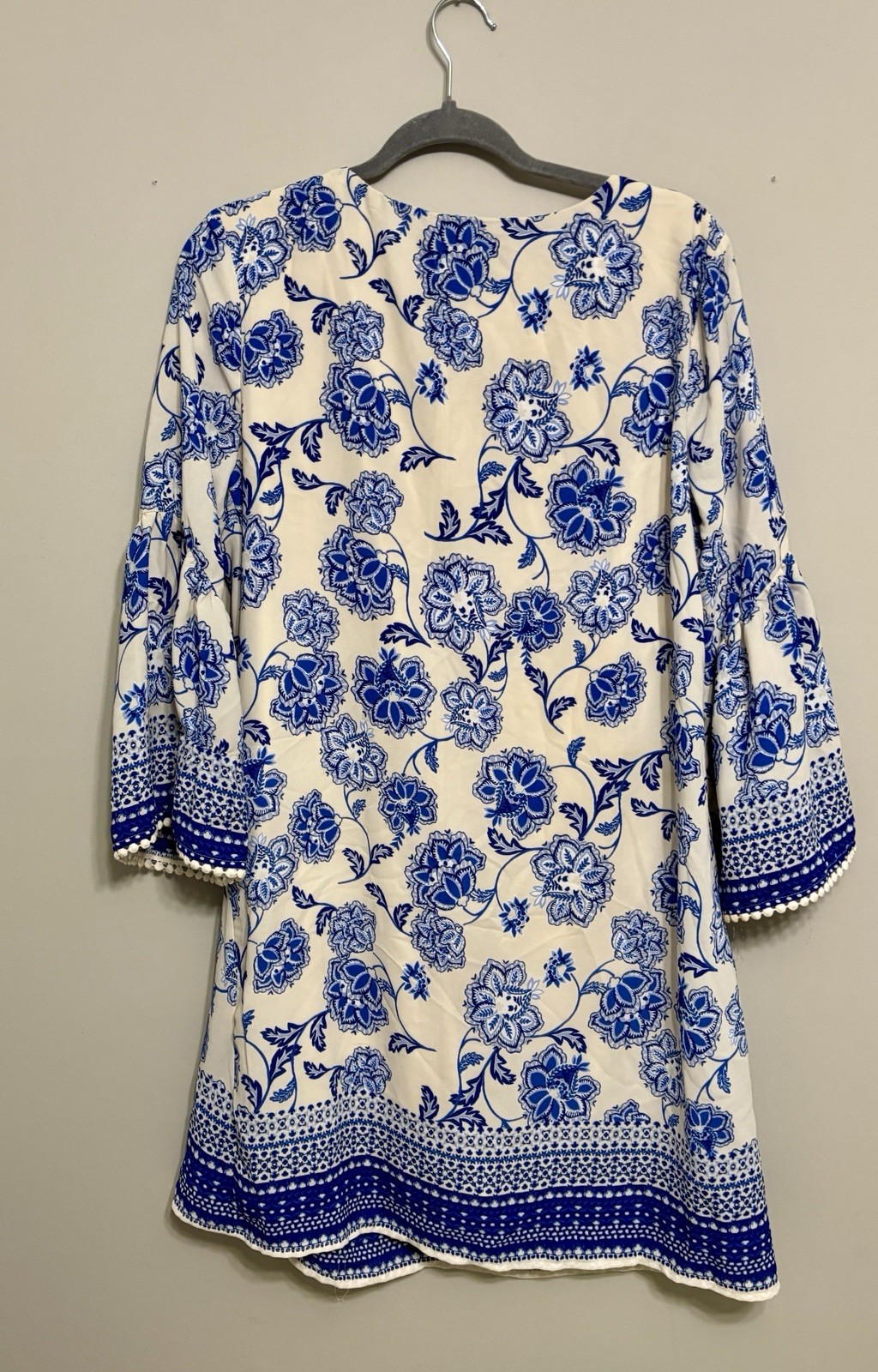 Luxology Blue White Floral V-Neck 3/4 Bell Sleeve Shift Dress Lace Pom M