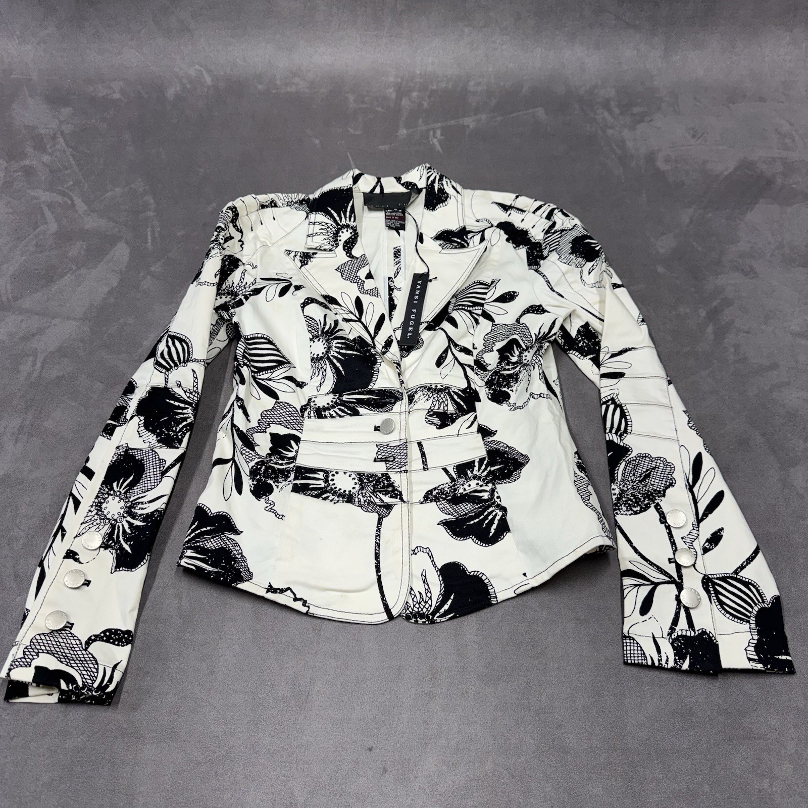 Yansi Fugel White/Black Floral Collared Button Short Jacket Long Sleeve Size 0