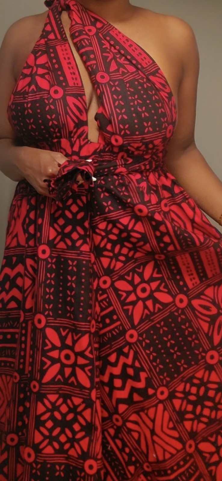 Black and red convertible wrap jumper