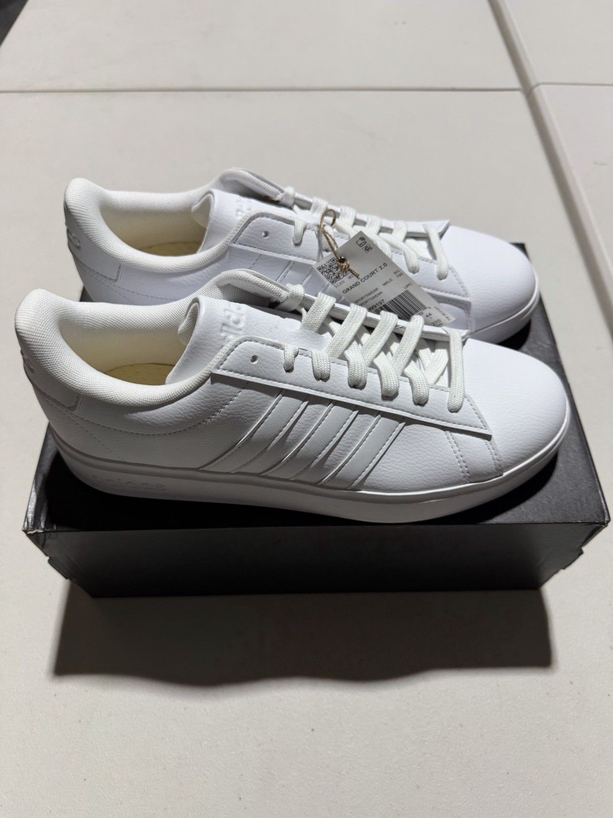 Adidas Grand Court 2.0 Mens Shoes size 10 Cloud White/Cloud White/Ecru Tint