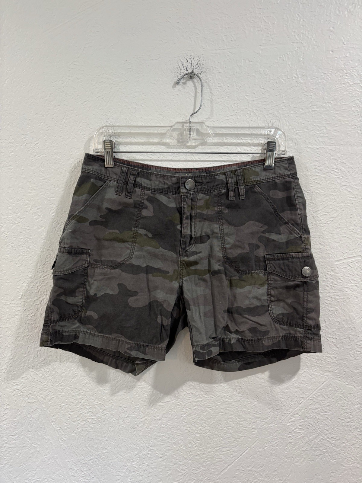 Natural Reflections Camouflage Cotton Cargo Shorts, SIze 6