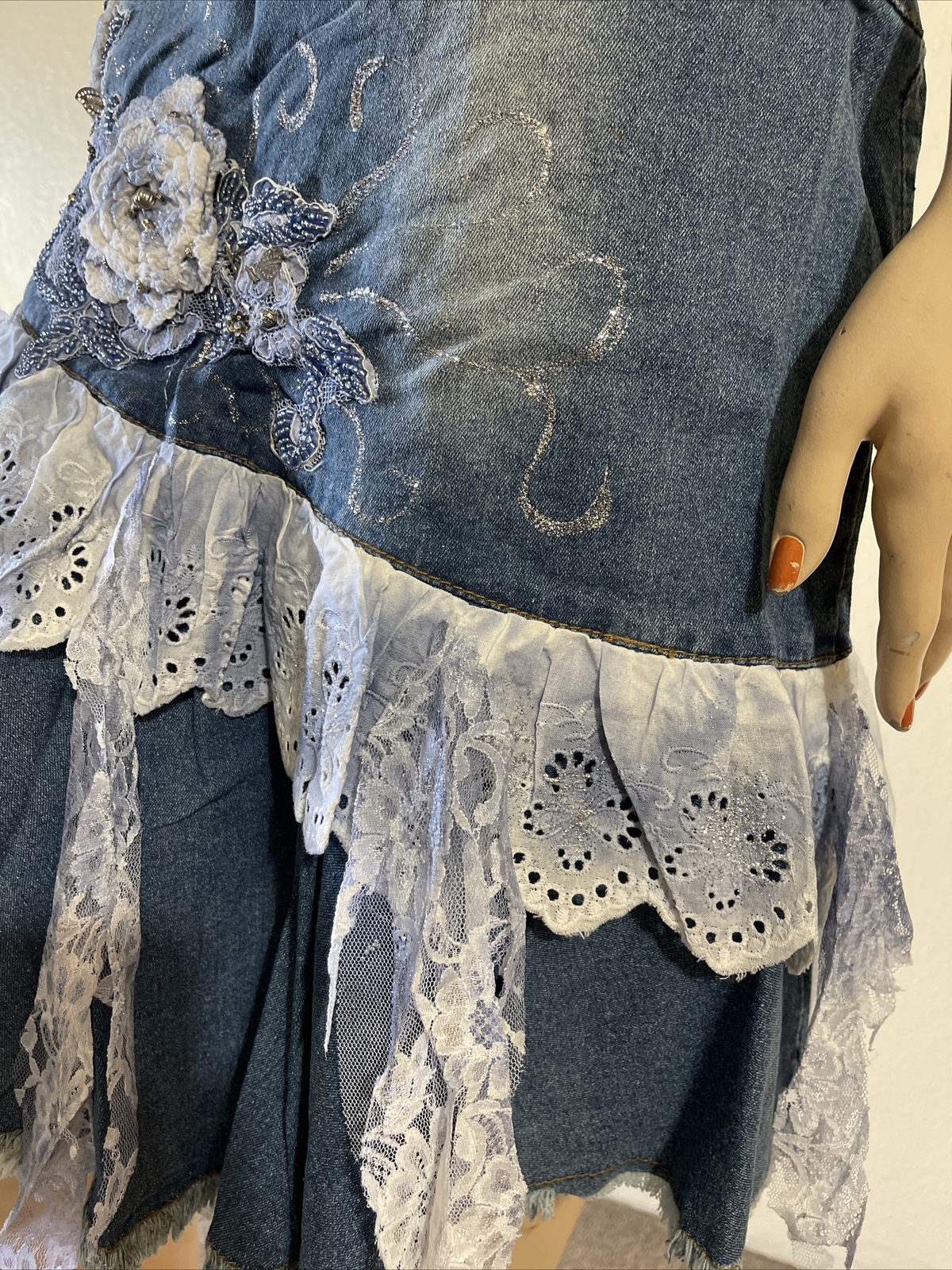 Blue Denim Beaded Embroidery Lace Ruffle Midi Zip Size XL(10-12) Skirt 905