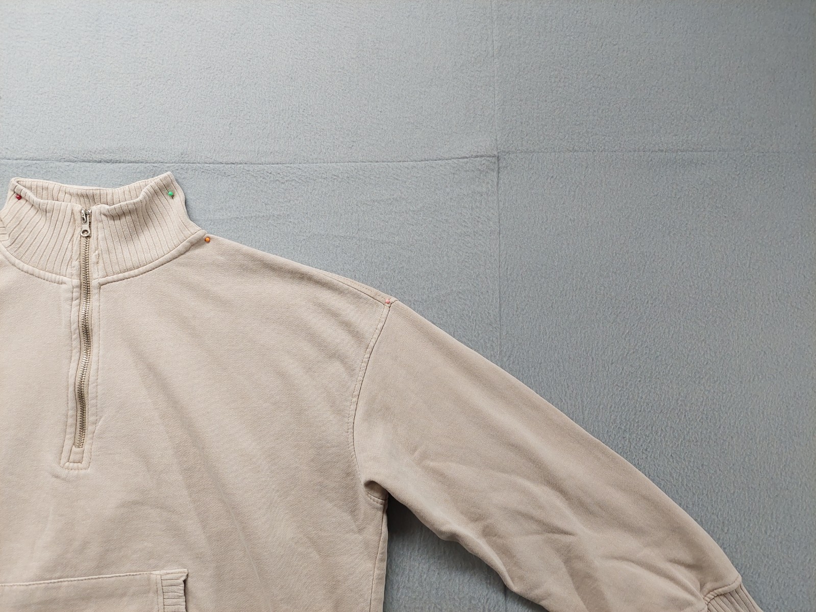 C&C California Women Sweatshirt L Beige Mock Neck 1/2 Zip Kangaroo Pocket Casual