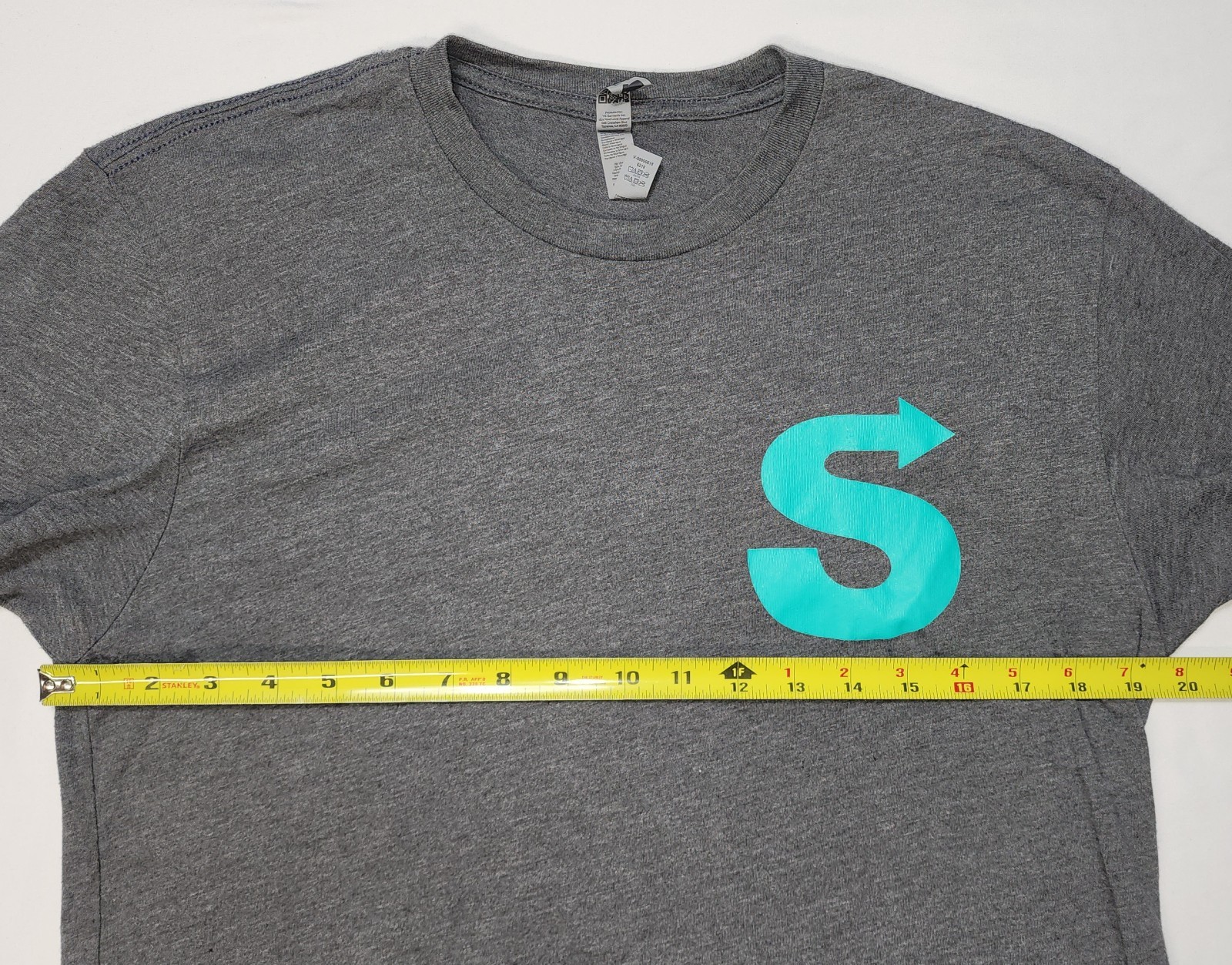 Next Level Apparel Men Charcoal Gray T-Shirt Turquoise Sherpa Size M