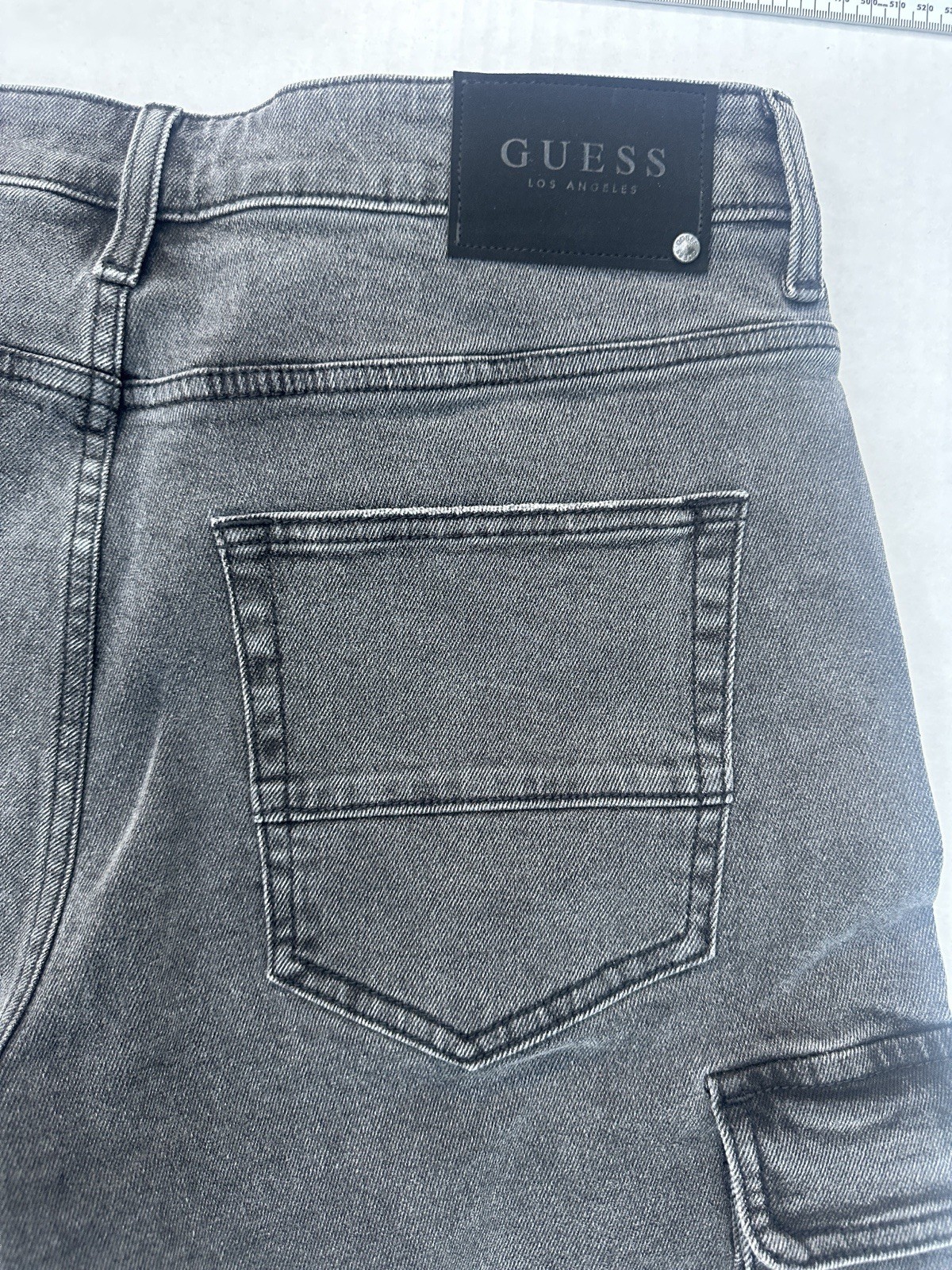 GUESS Men’s Gray Charcoal Wash Denim Cargo Shorts size 32