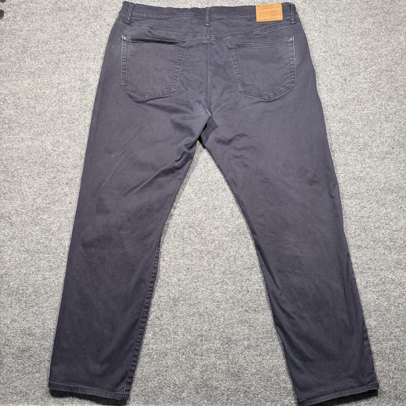 Lucky Brand 121 Slim Straight Pants Mens 38×30 Blue Navy Khaki 5 Pocket Stretch