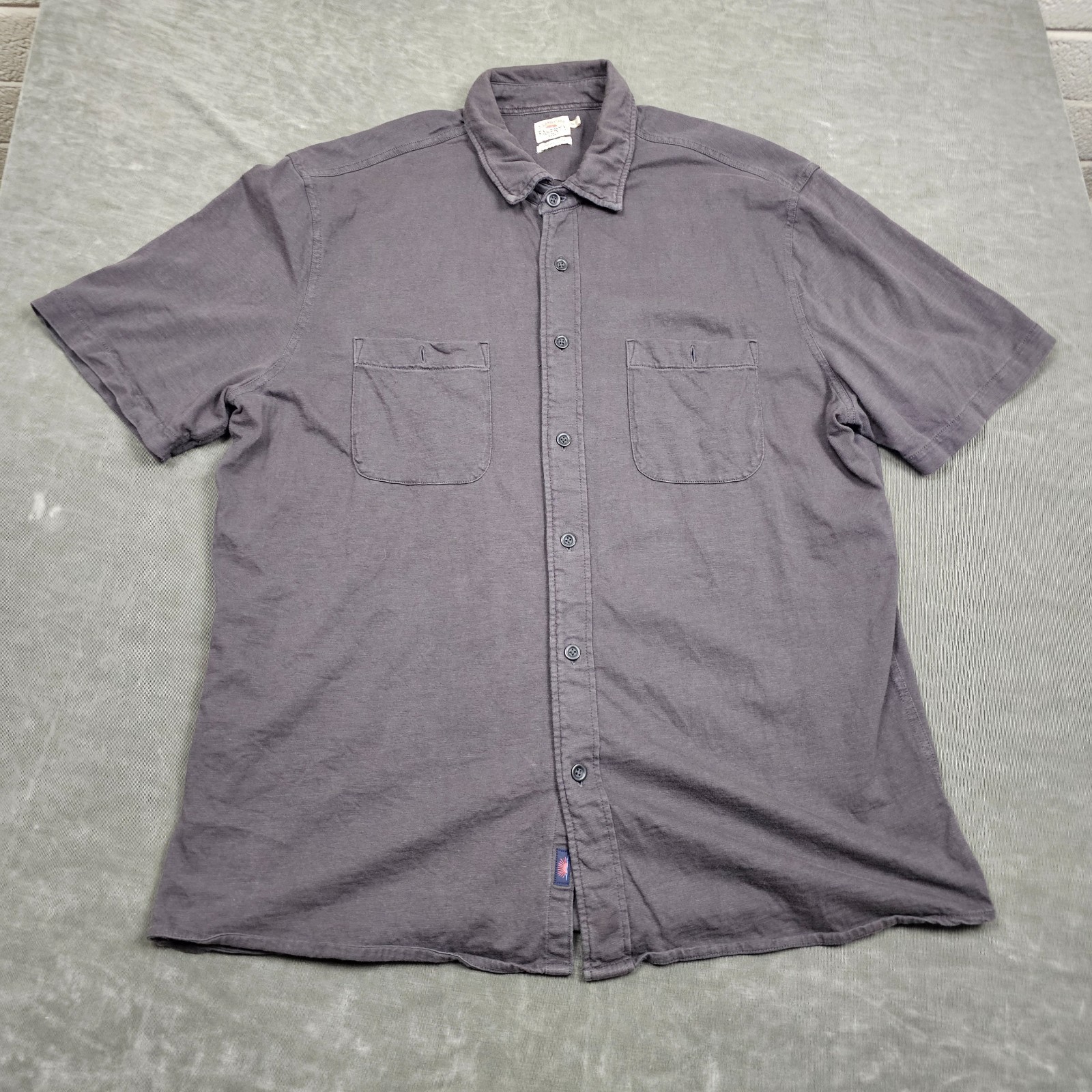 FAHERTY Shirt Mens Extra Large Dark Gray Button Up Short Sleeve Organic Cotton