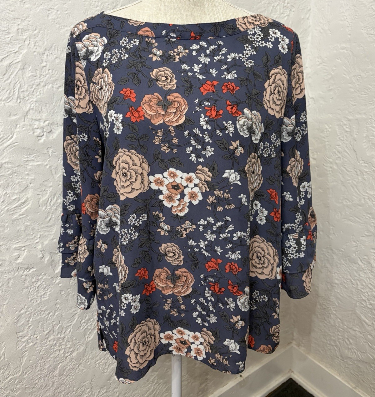 LOFT Outlet Blue Floral Round Neck 3/4 Sleeve Pullover Top Blouse M