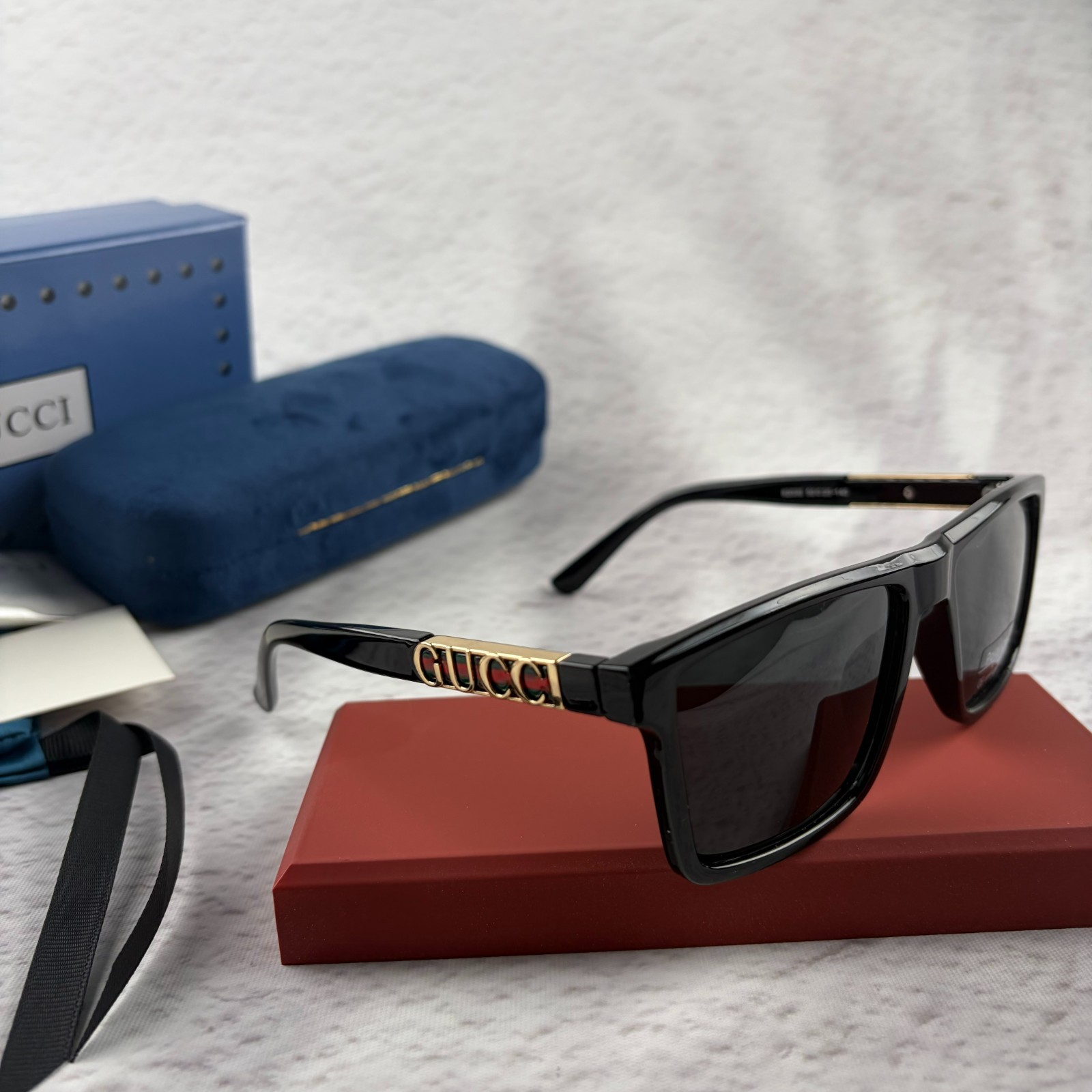 New In Box – Gucci Sunglasses